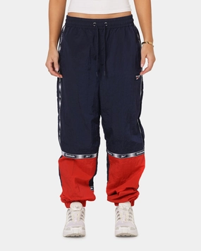 Relaxed Comfort Look Reebok Colour Block Joggers Navy/Red