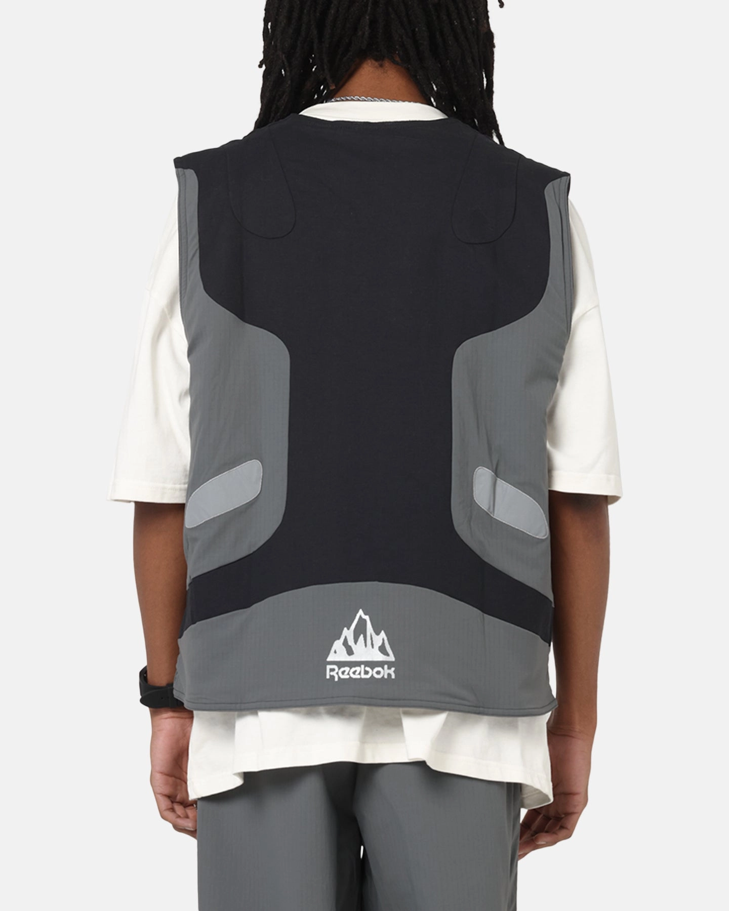 Versatile Wear Reebok X Market Reversible Vest Black/Silver