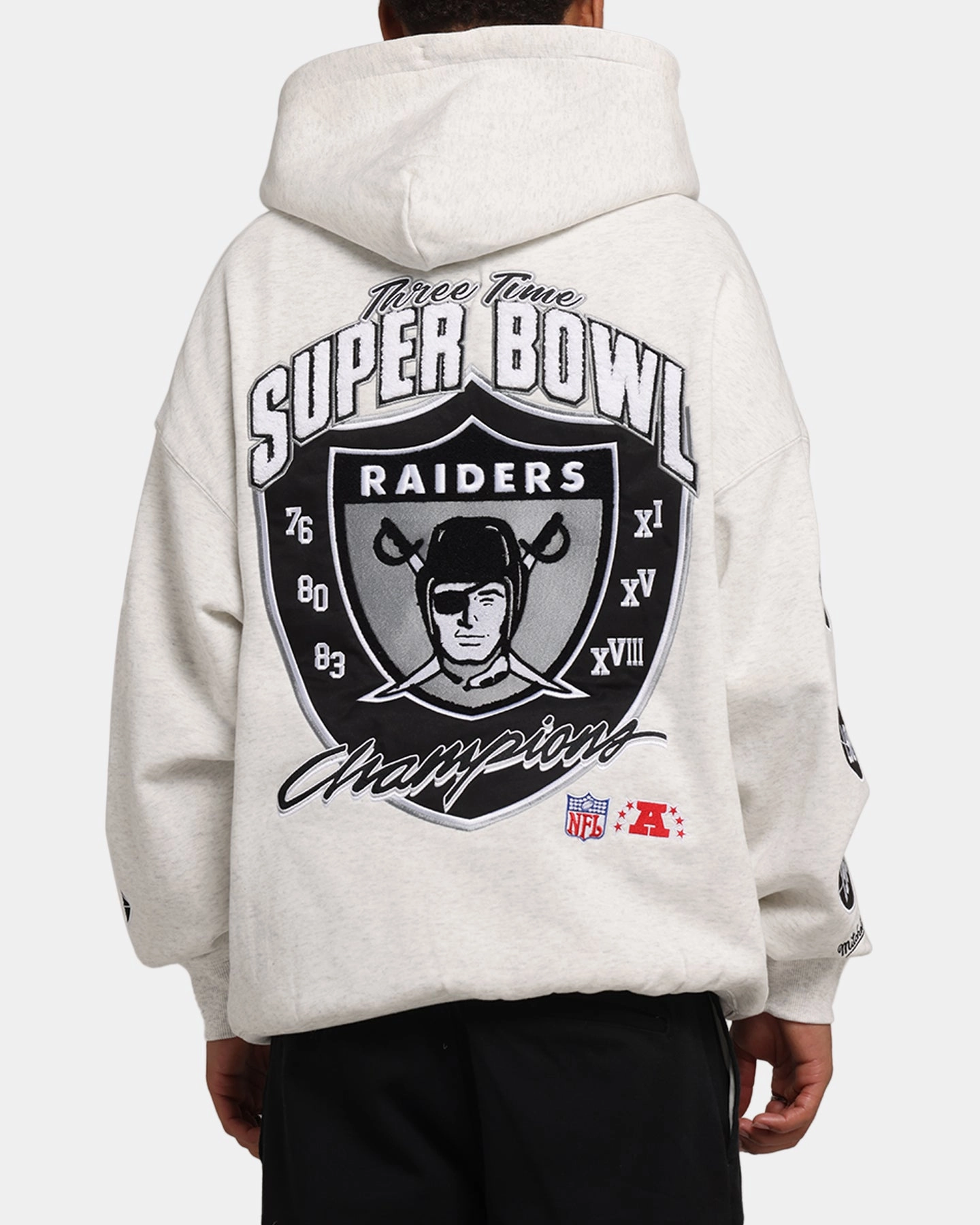 Mitchell & Ness Las Vegas Raiders National Champions Hoodie Silver Marle beach bonfire