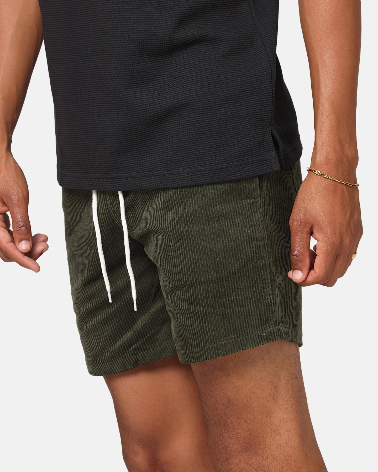 Summer Wardrobe Fun Design XXIII Riven Corduroy Shorts Dark Green
