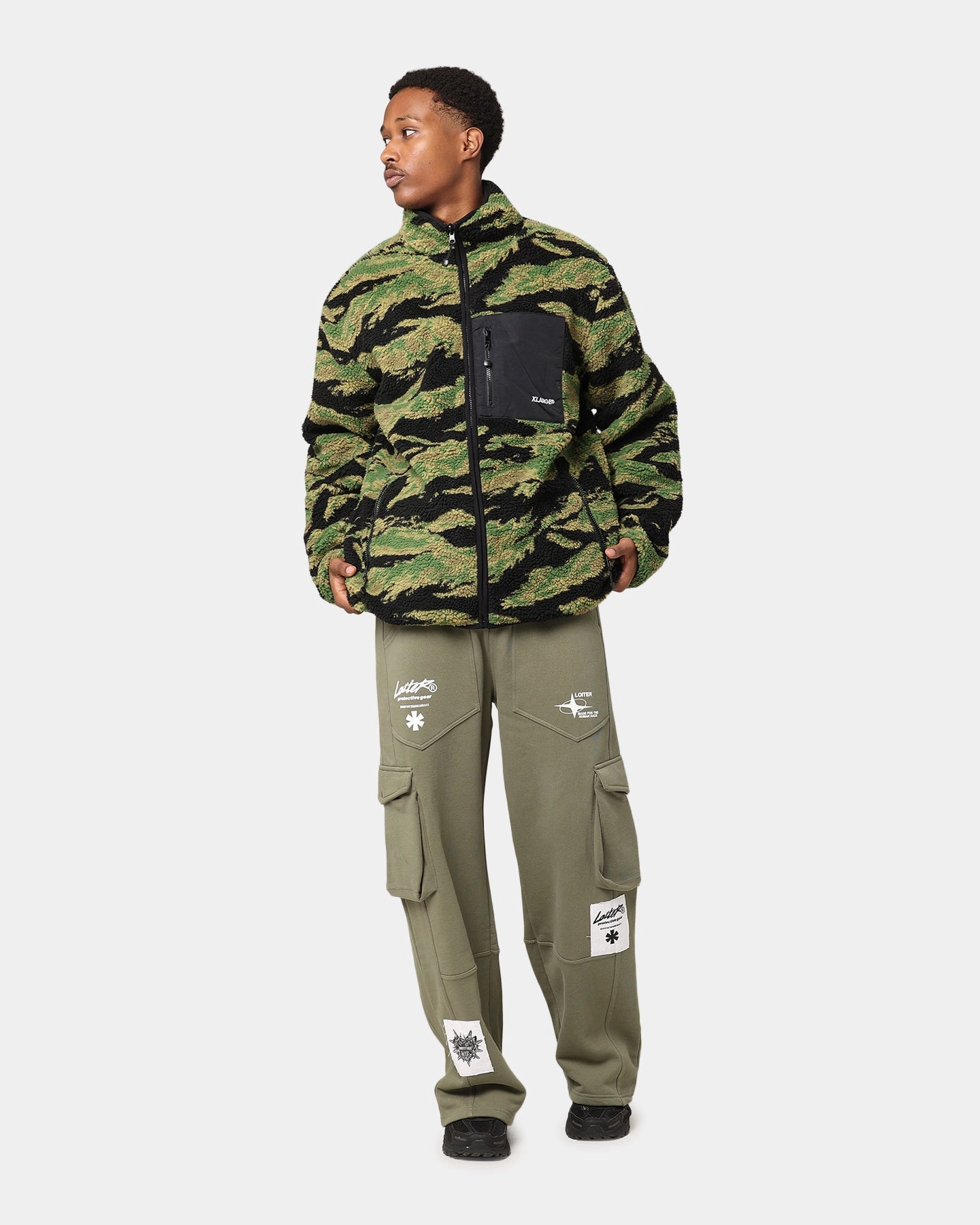 X-Large Reversible Sherpa Jacket Black/Camo Certificate