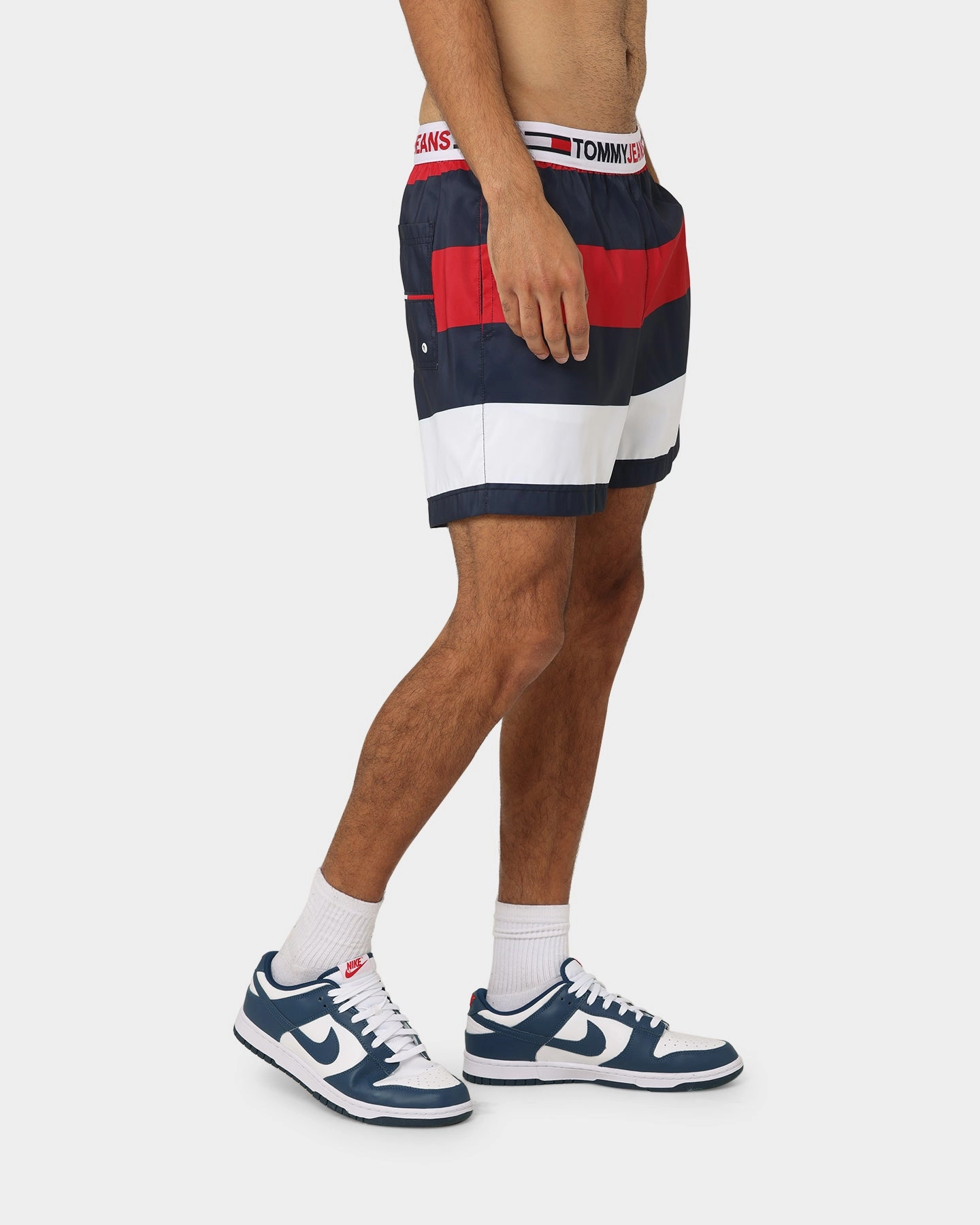 Tommy Hilfiger Logo Waistband Slim Fit Medium Drawstring Shorts Tommy Jeans Rug Compact Storage Pocket