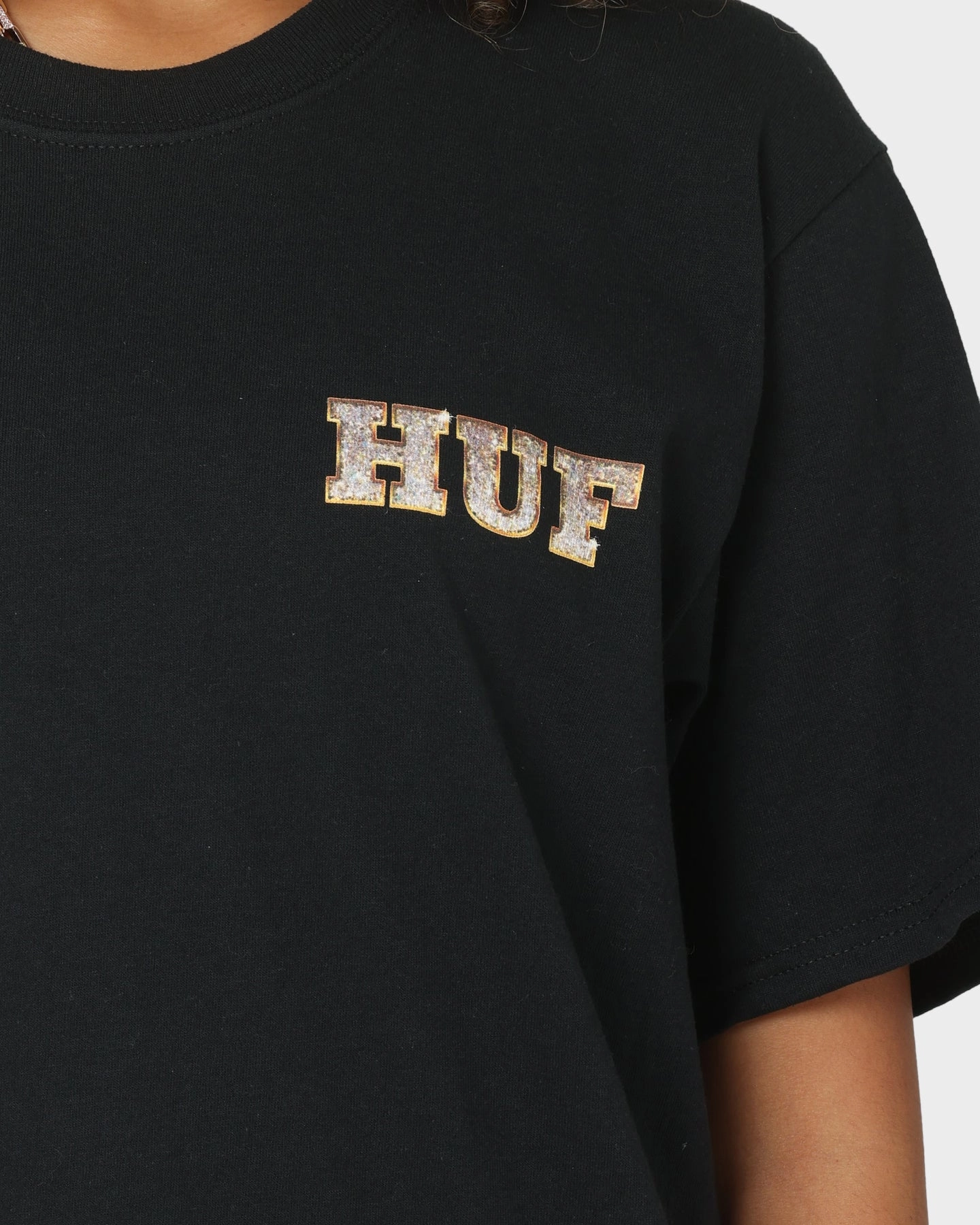 HUF X Playboy VVS Logo T-Shirt Black Simple Comfort Look