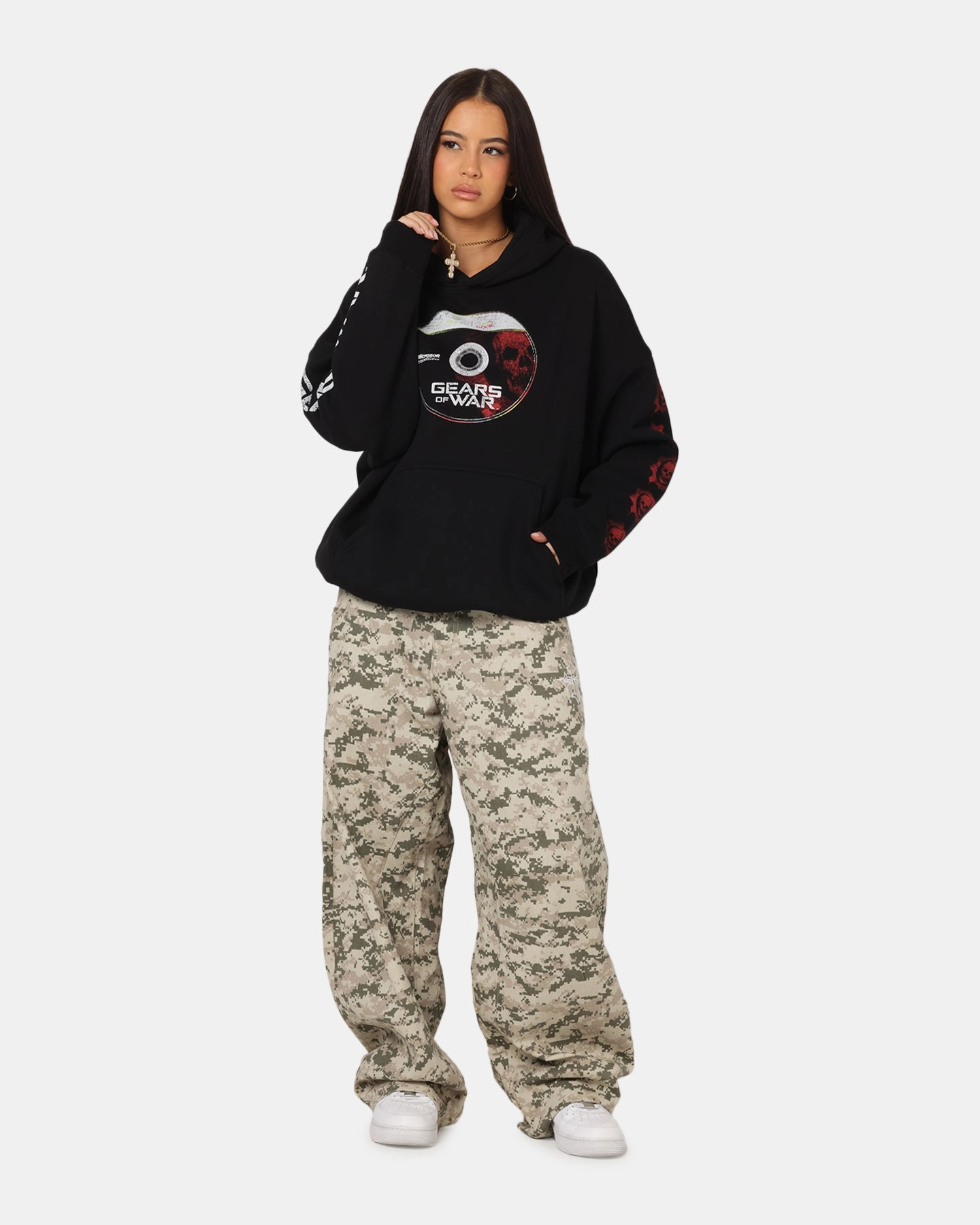 73 Studio X Gears Of War '08 Gears 2 Disc Premium Hoodie Black dark colors Loose Fit