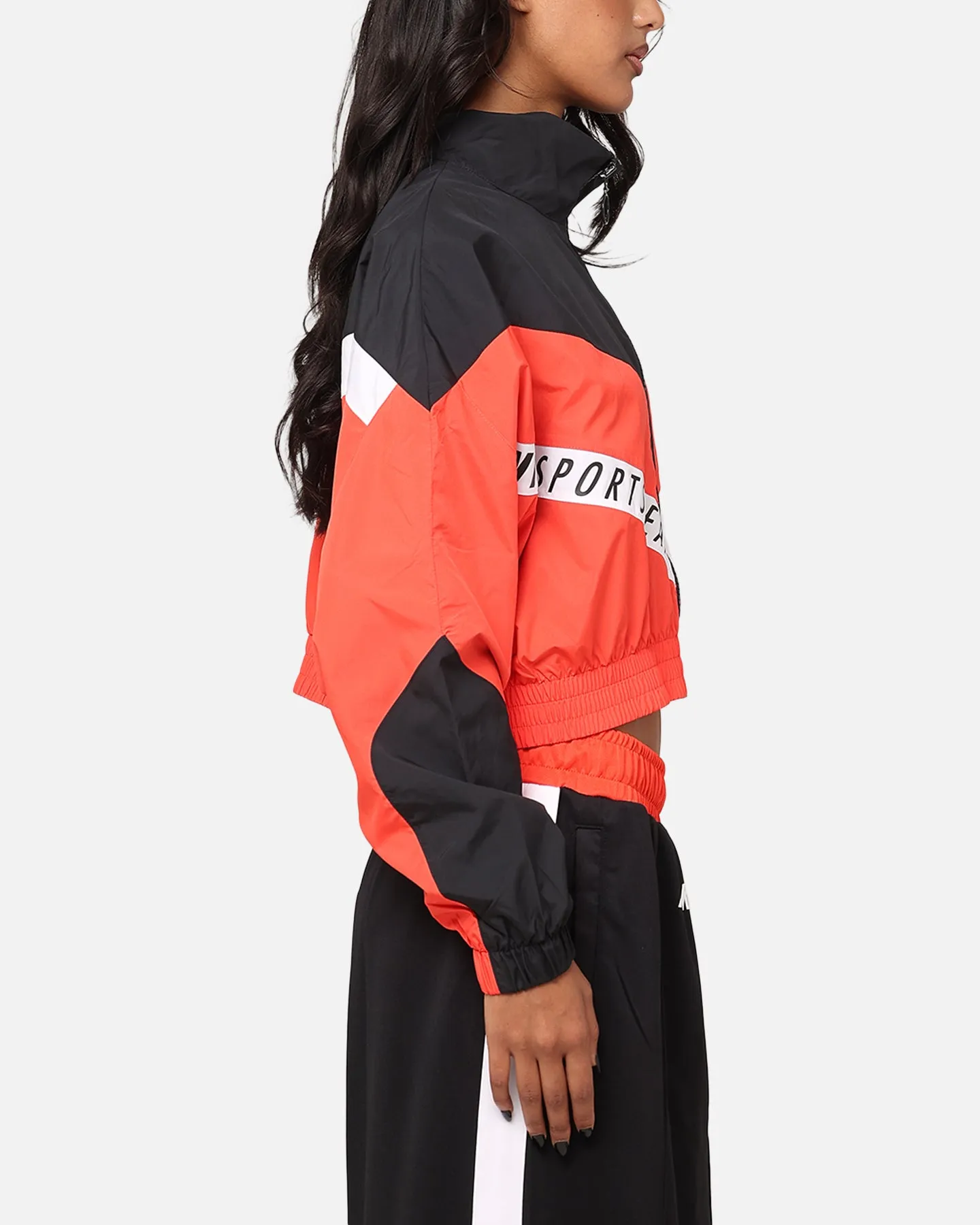 Moisture Wicking Layer Fearlessness Nike Women's Sportswear Woven Street Jacket Light Crimson/Black/White