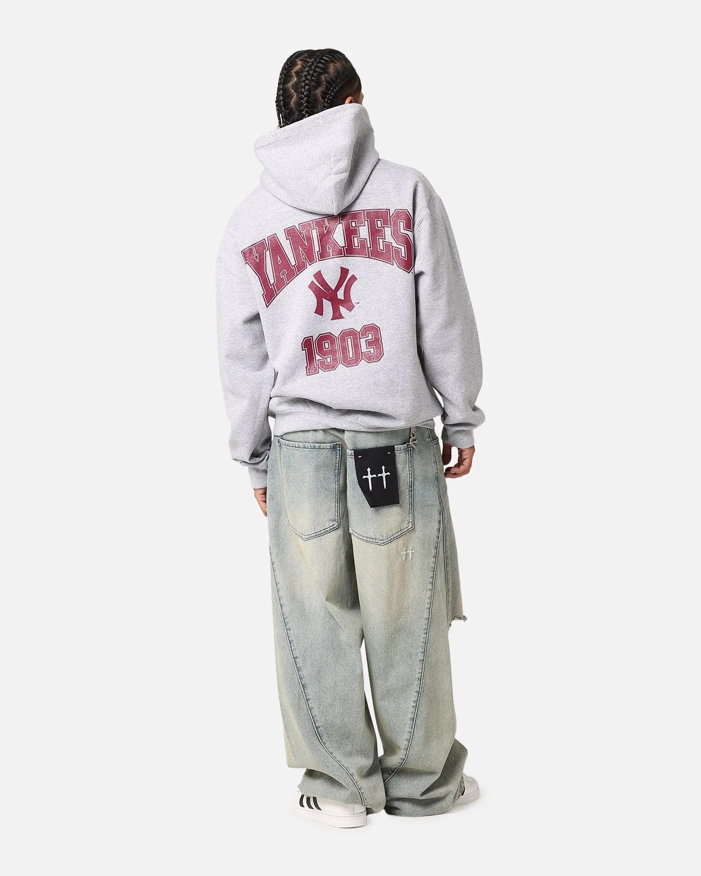 Anti Static Finish suitable for work uniforms Majestic Athletic New York Yankees Wordmark Arch Hoodie Grey