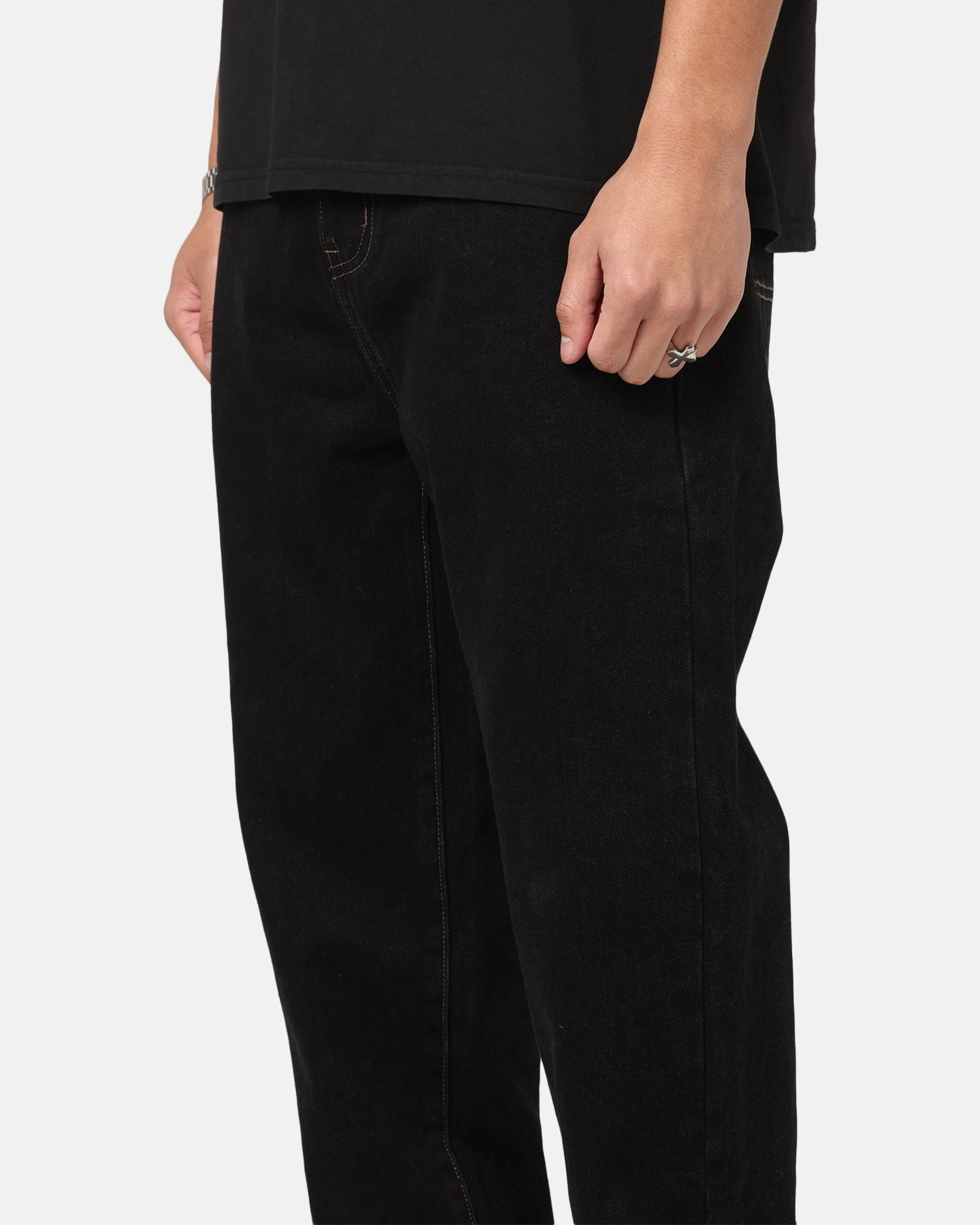 Office Wear Couple Look Work Ready Relaxed Thigh Cut S Double Denim Standard Jeans Black Rinse