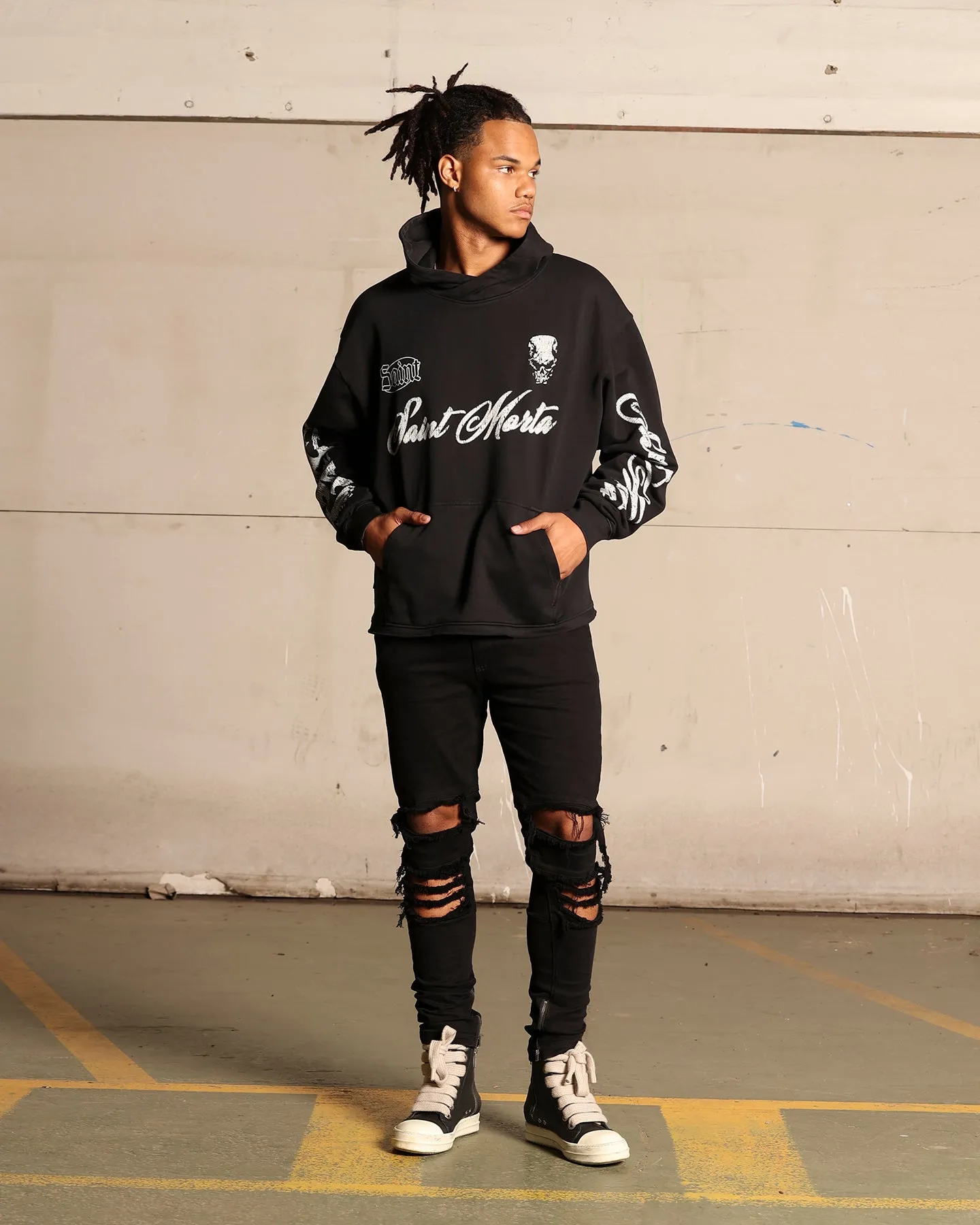 Lightweight Design Saint Morta Roadhouse Boxy Hoodie Washed Black