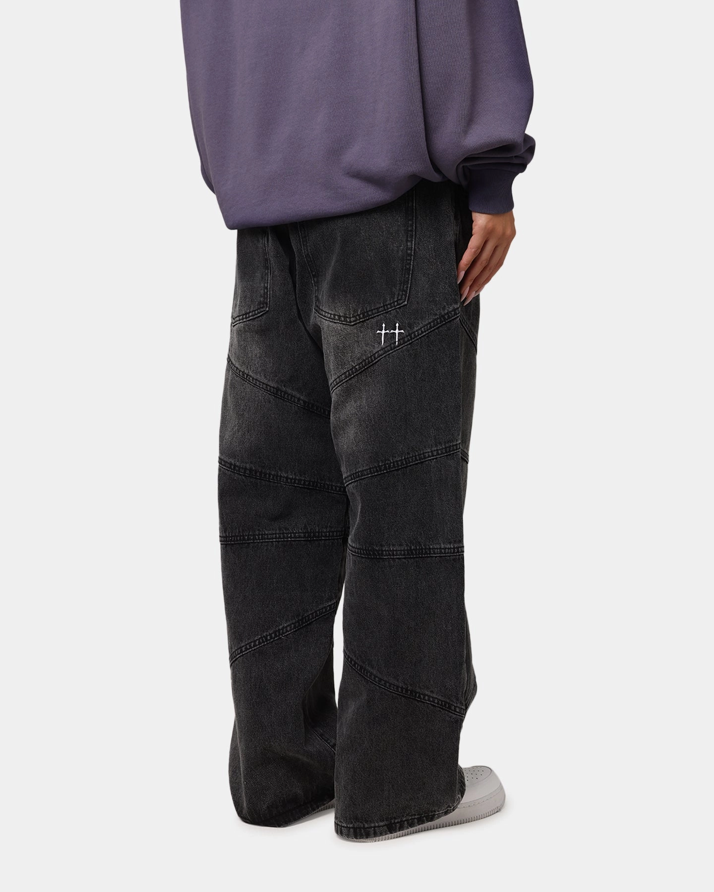 Articulated Knee Shape Soft Aesthetic Saint Morta Amplus Armoury Jeans Black Shadow