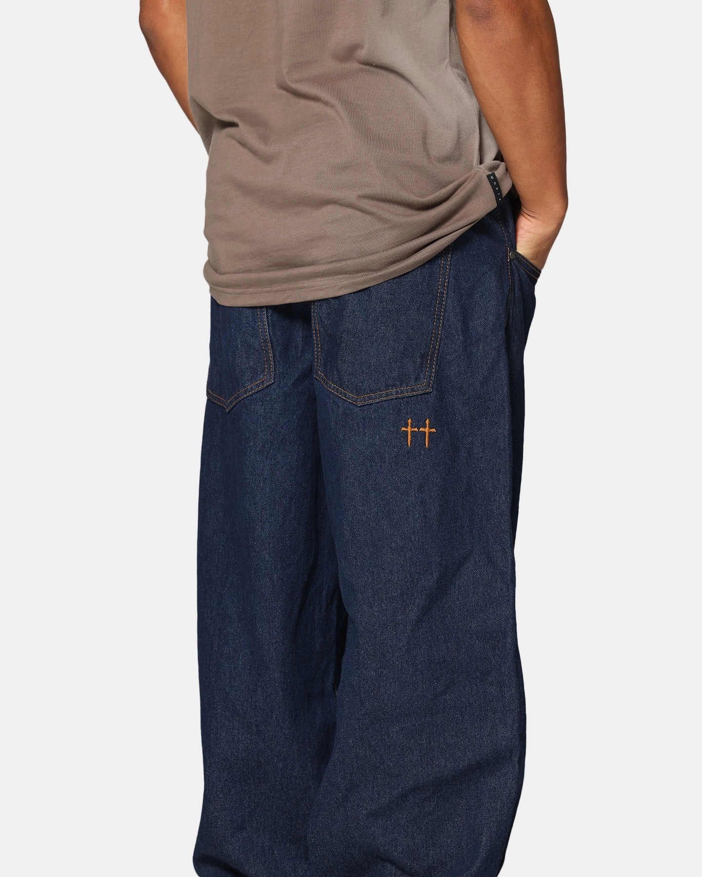 Travel-Ready Convertible legs Saint Morta Amplus Selvedge Cuffed Jeans Indigo/Tan