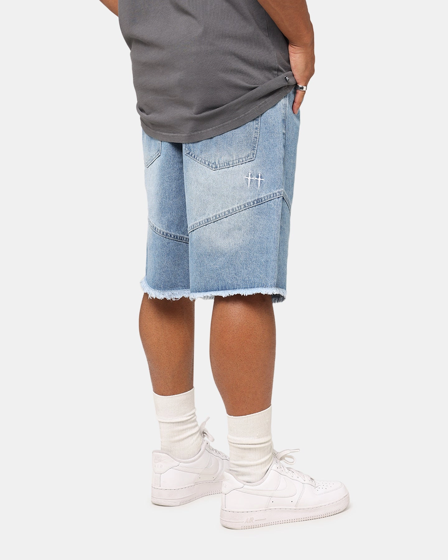 music event look Saint Morta Armoury Baggy Denim Shorts Mid Blue