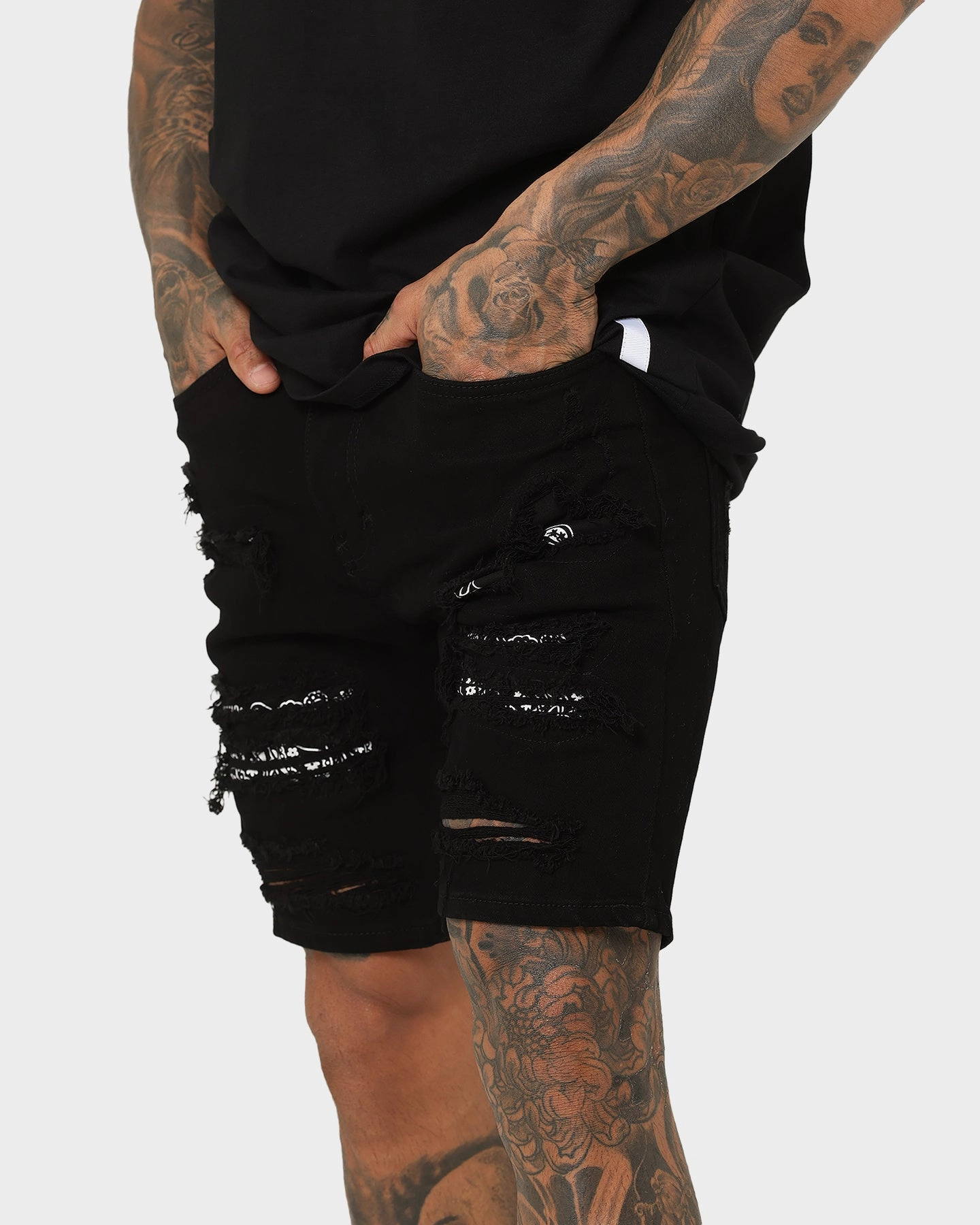 Relaxed Vibe Saint Morta Bandana Summum Shorts Black/White