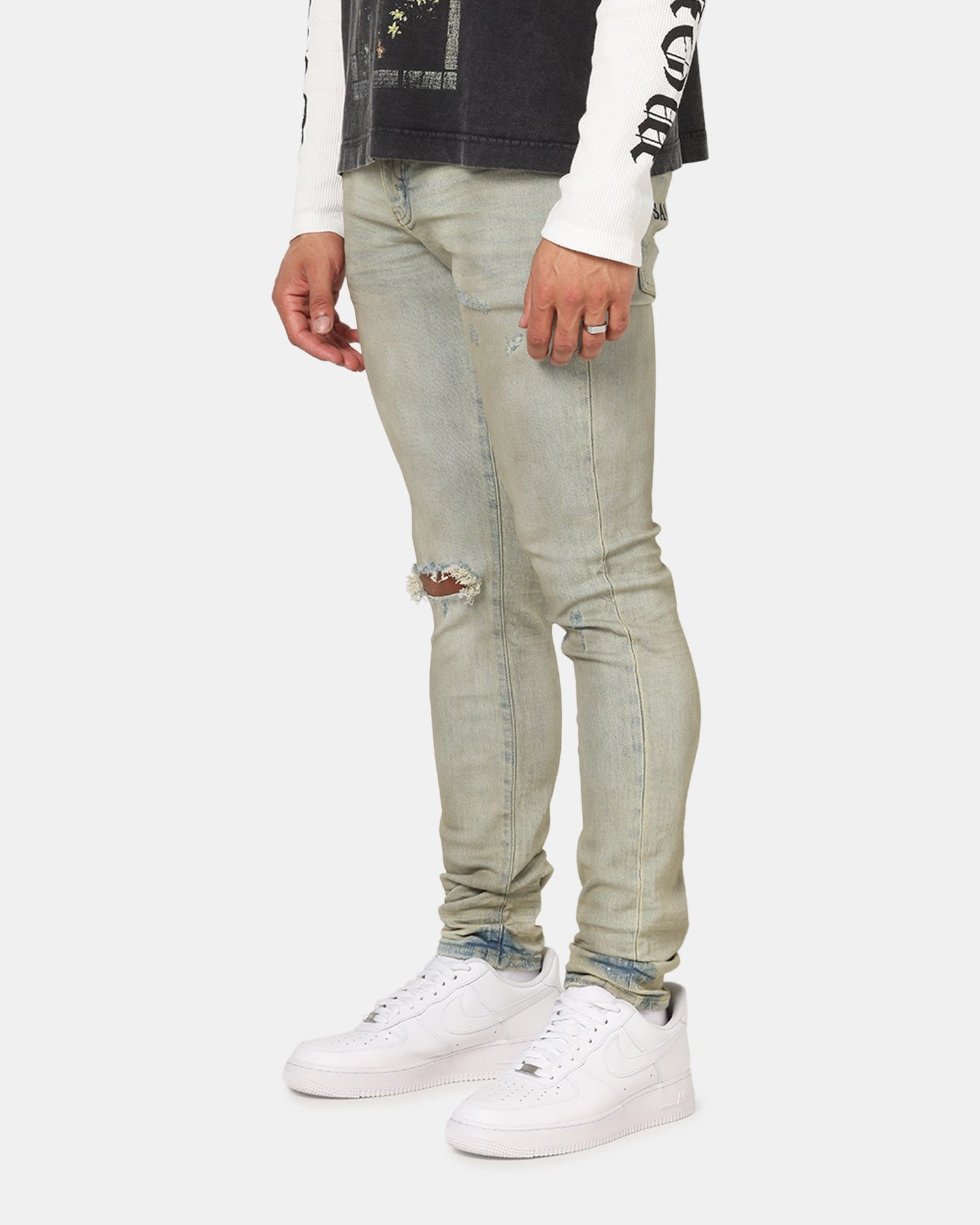 Saint Morta Dynasty Dirty Distressed Jeans Dirty Denim Modern Minimalist Creative Look Outfit Essential