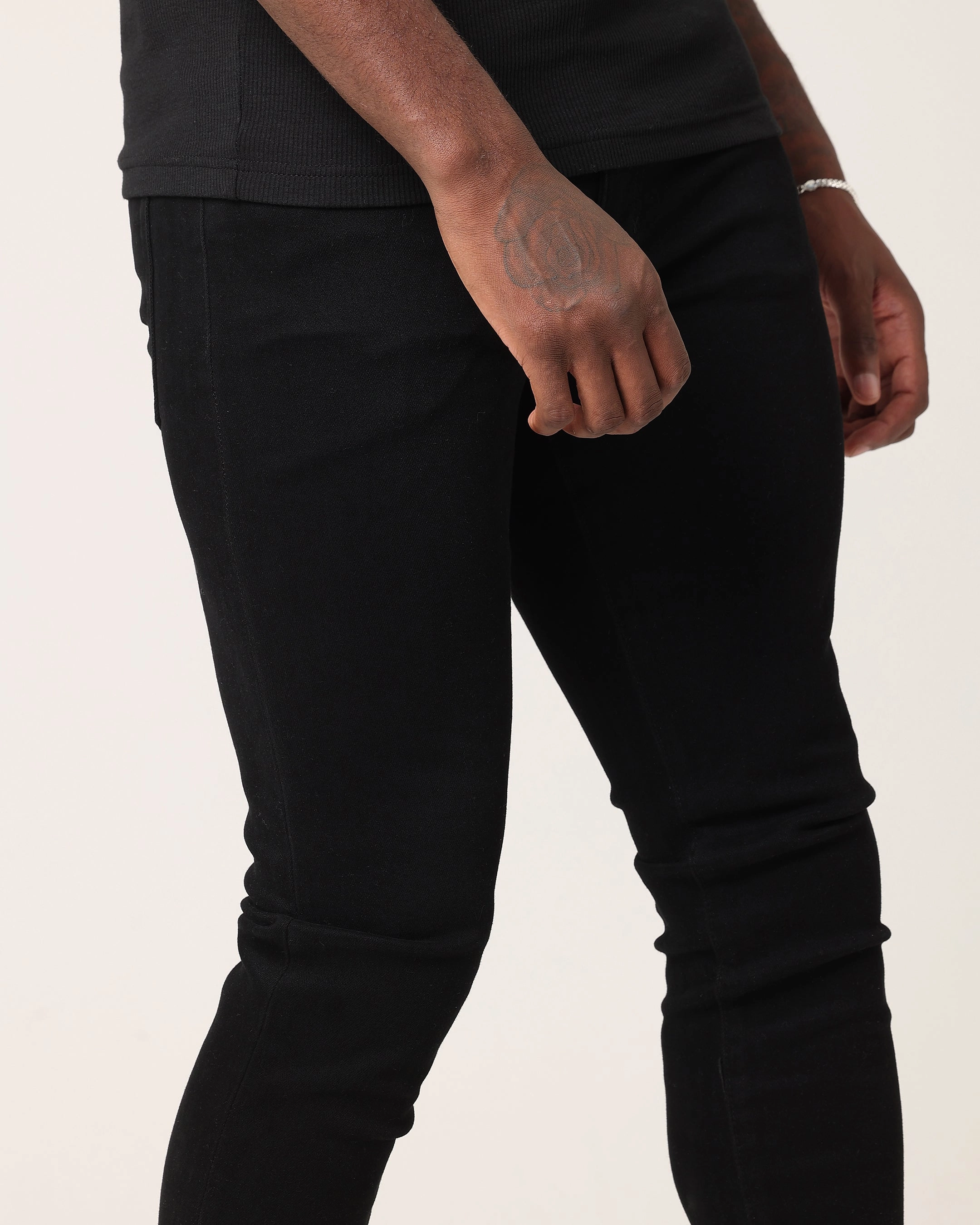 Standard Piece Clean Cut Saint Morta Dynasty Jean Black