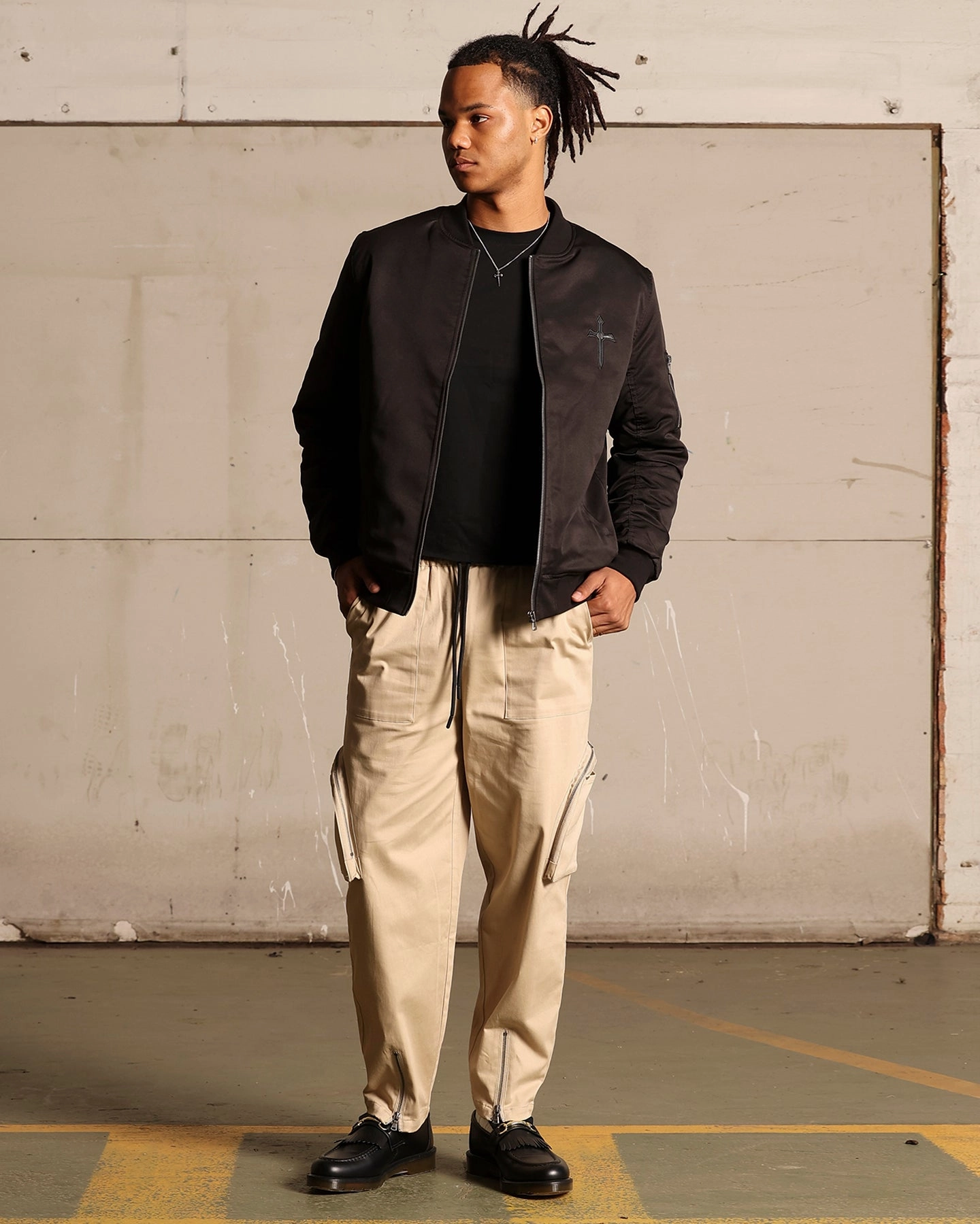 All-Purpose Wear Saint Morta Gallery Zip Cargo Pants Stone