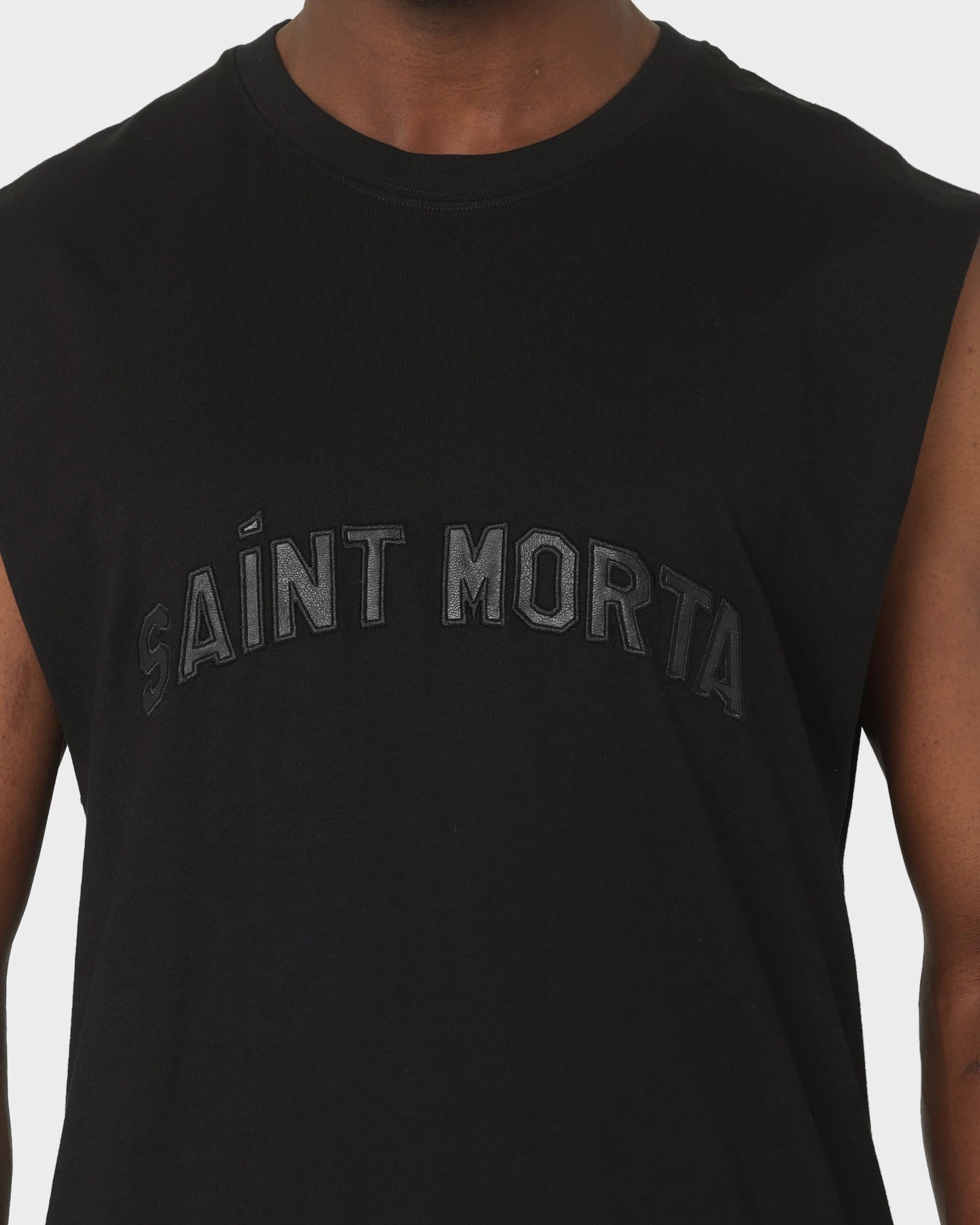 Saint Morta Kingdom Muscle T-Shirt Black/Black cyber monday Layering Essential