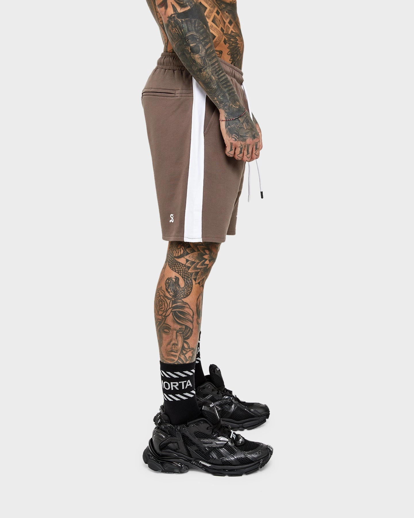 Temperature Regulating Material Saint Morta Minimal Sport Sweat Shorts Brown