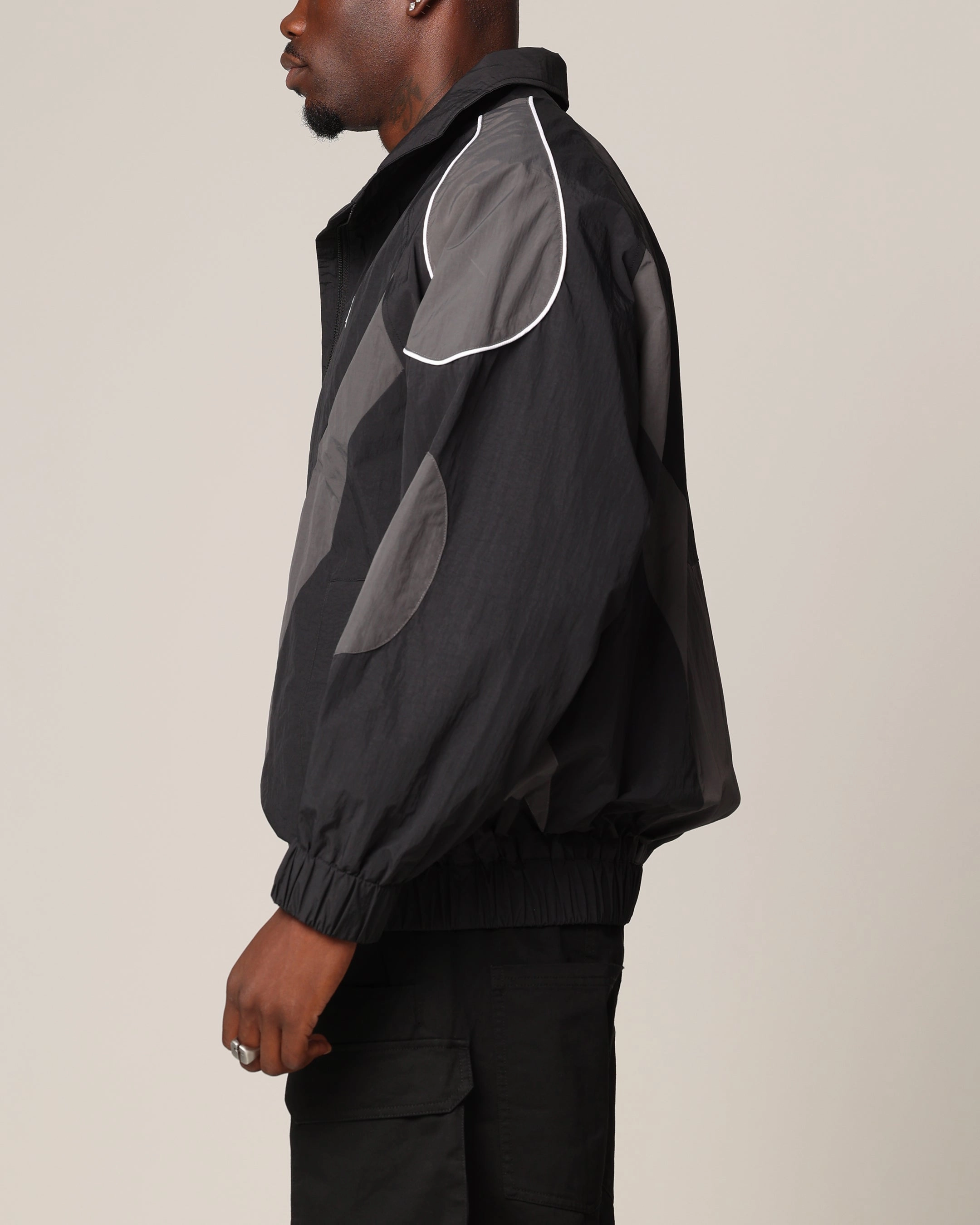 Saint Morta Rage Windbreaker Black/Grey Innovate Four Way Stretch
