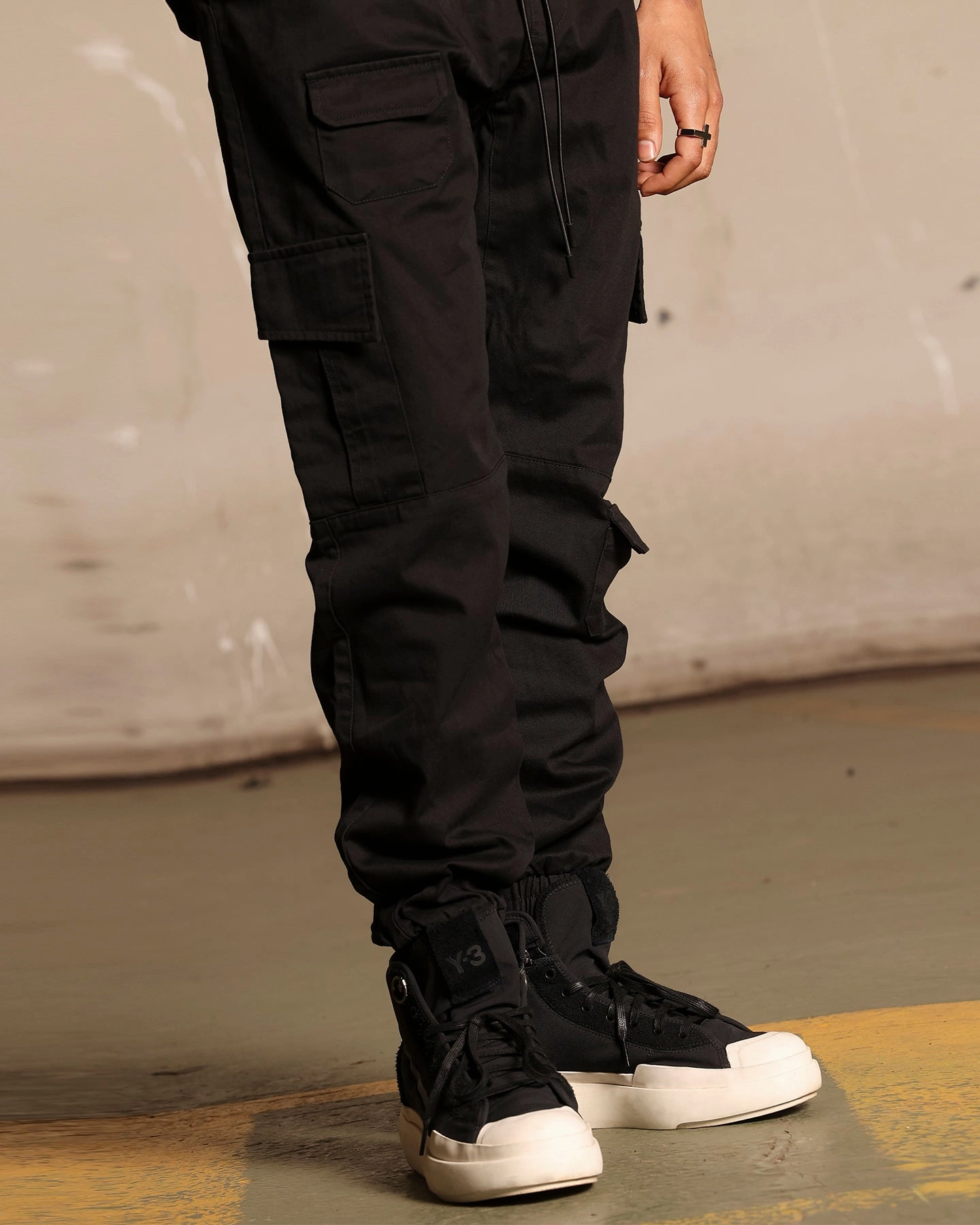 Saint Morta Utility Joggers Black Slim Comfort