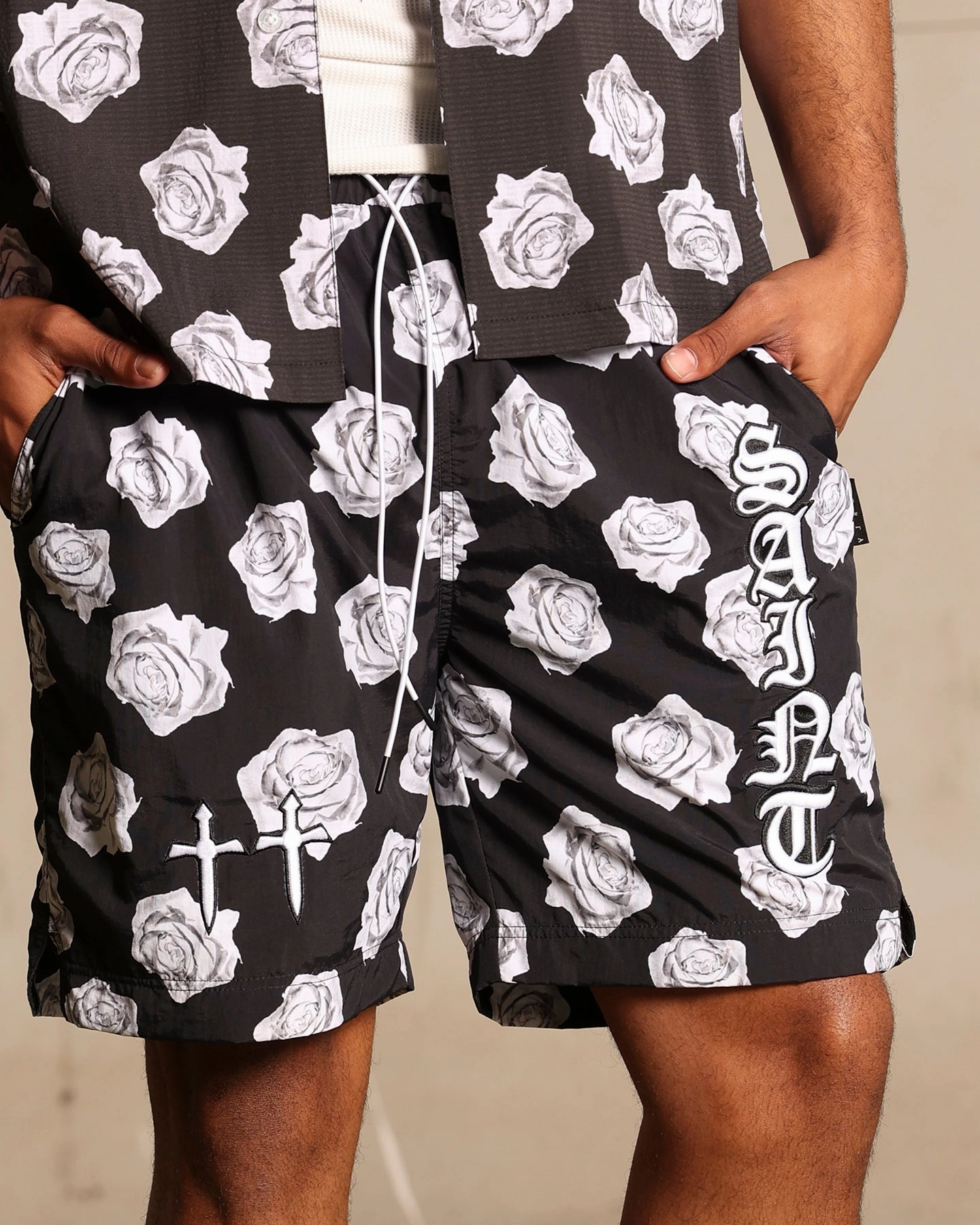 Fitness Enthusiast Effortless Look Saint Morta Vintage Rose Beach Shorts Black