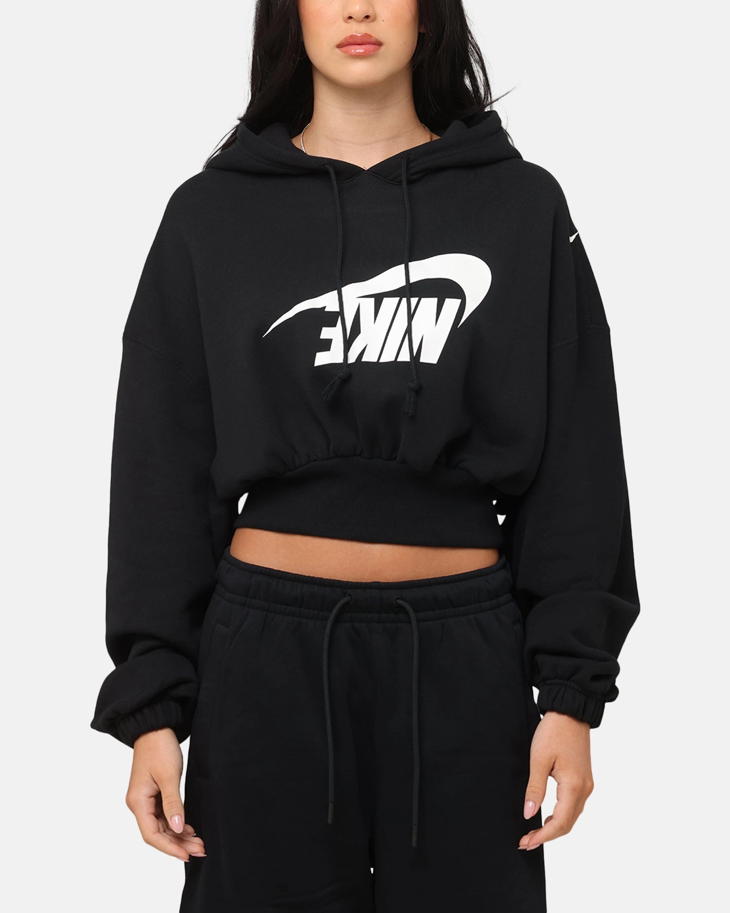 Nike Women's Sportswear Oversized Cropped Fleece Pullover Hoodie Black/Sail Fashion Layer Approach