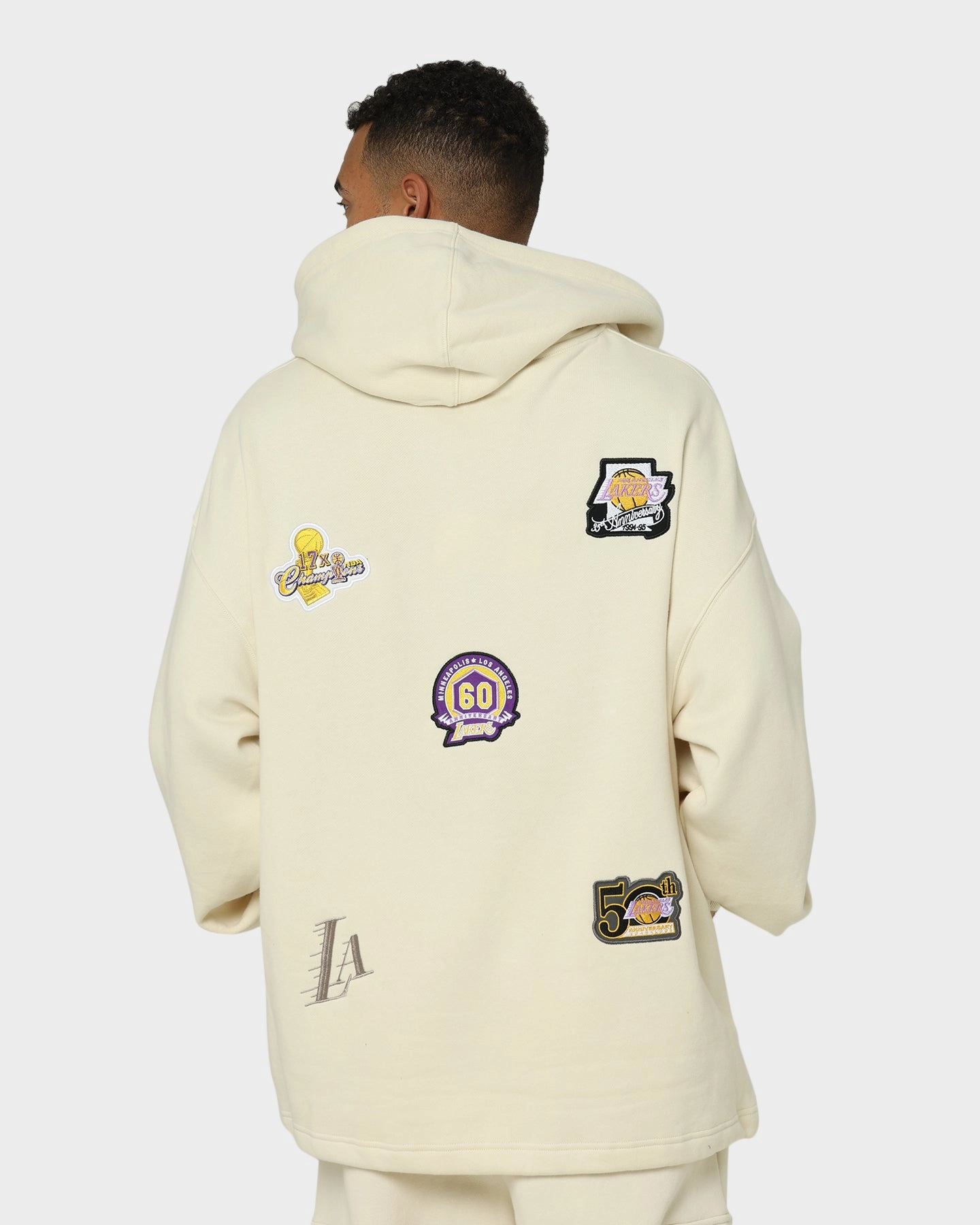 Mitchell & Ness Los Angeles Lakers Anniversary Hoodie Khaki layering option