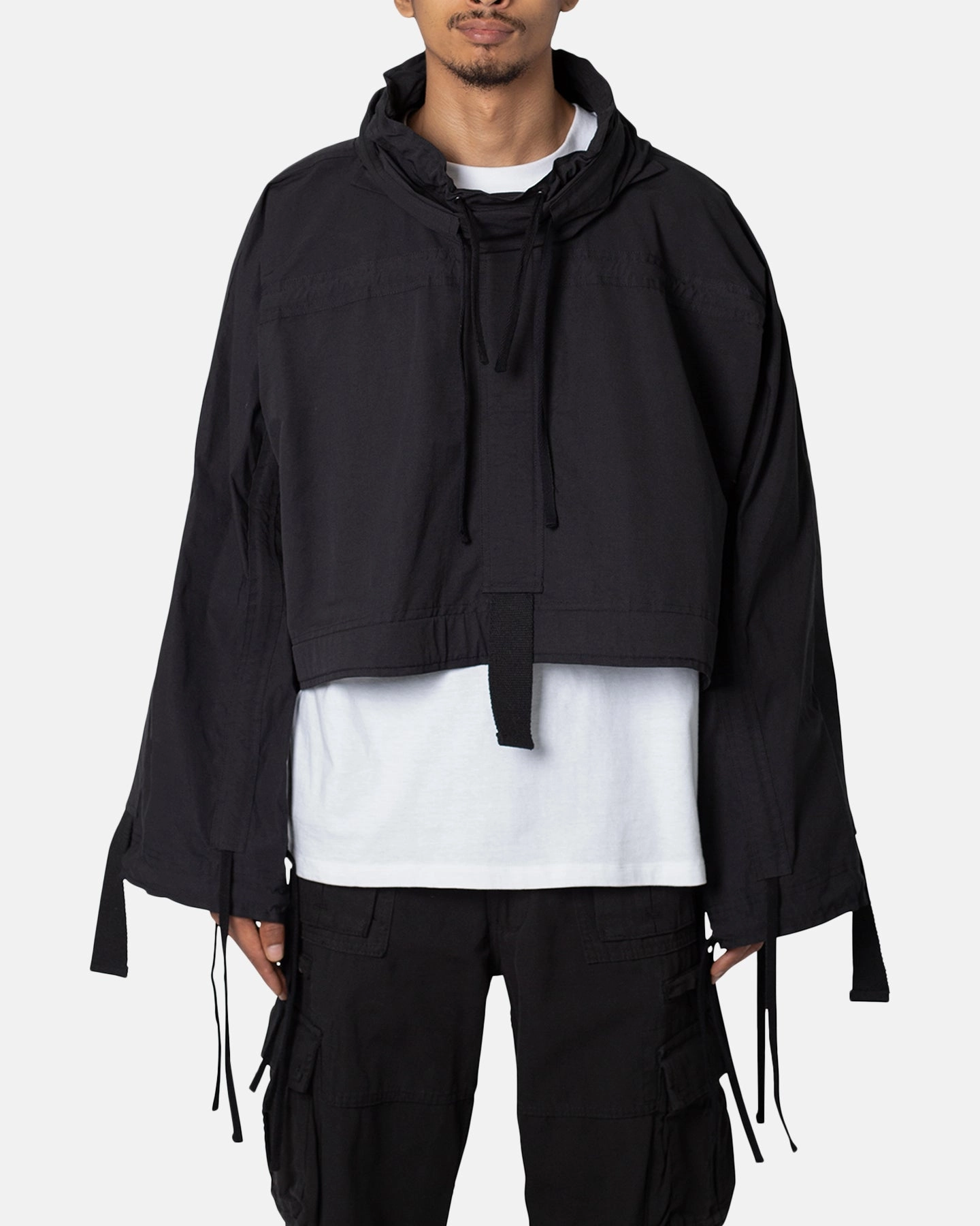 Outerwear Modern Outdoor Gear MNML Cropped Strappy Jacket Black