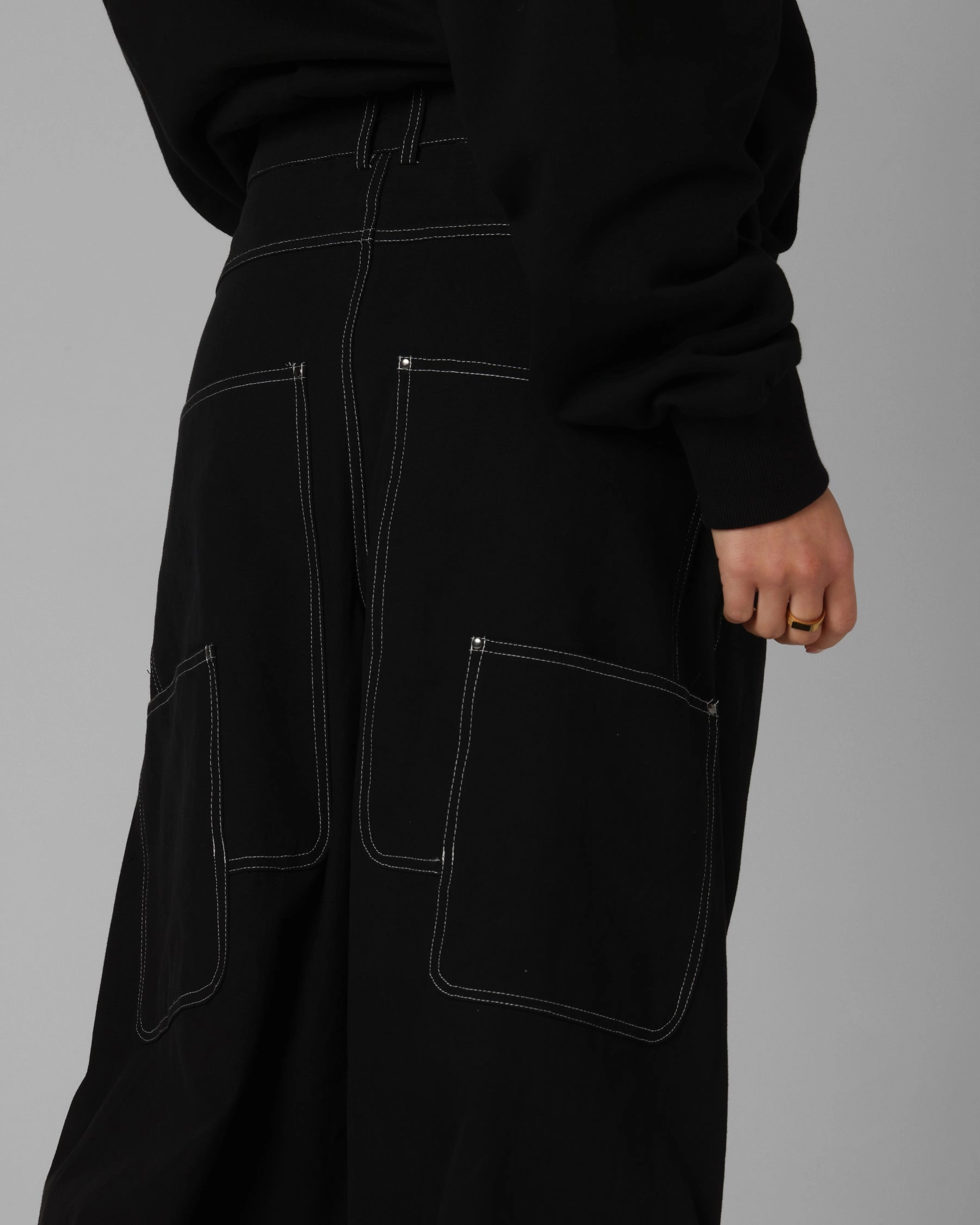 Easy Wearing Organic Cotton Loiter F-22 Raver Jeans Black