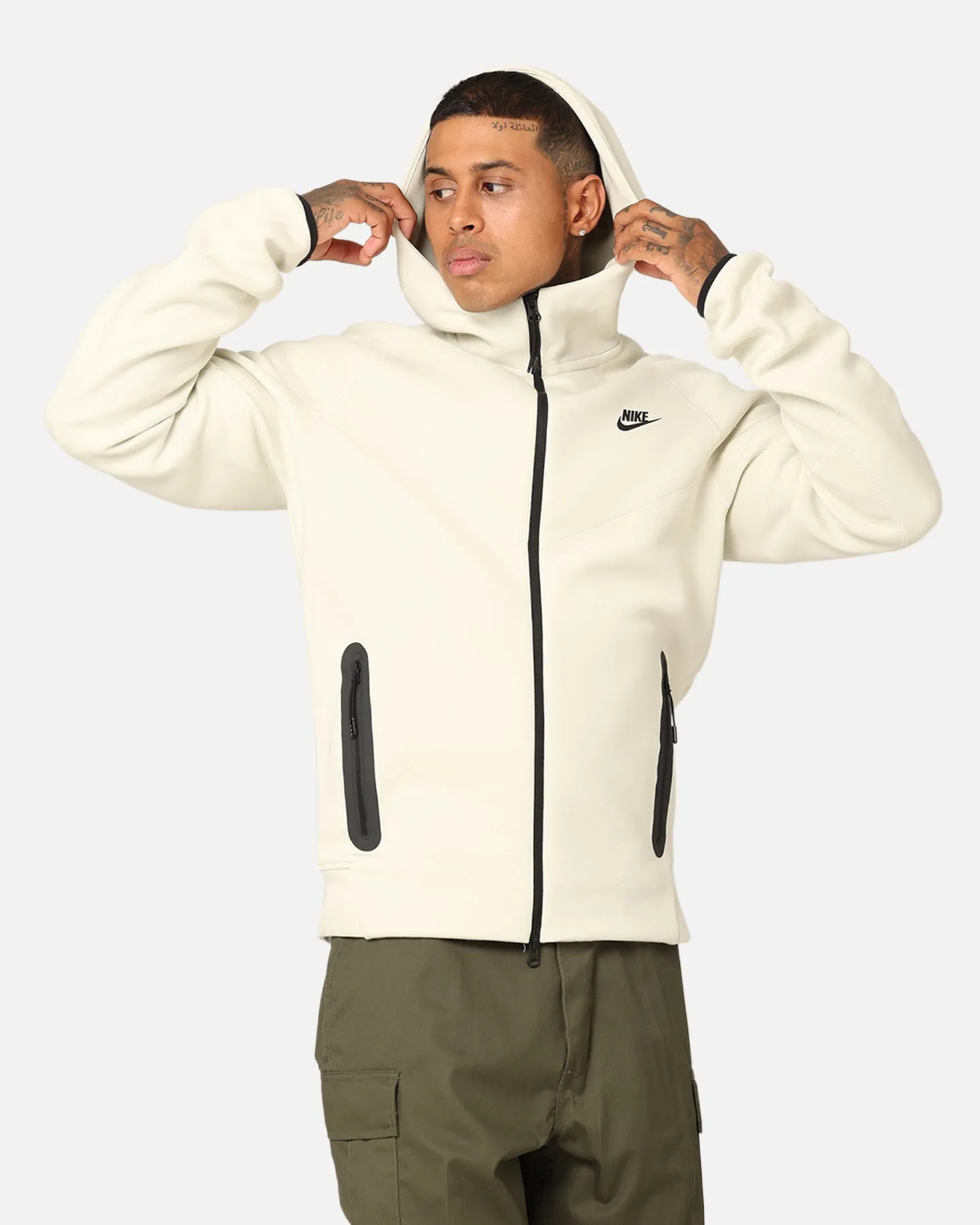 Active Lifestyle Gear Nike Sportswear Tech Fleece Windrunner Jacket Sea Glass/Black