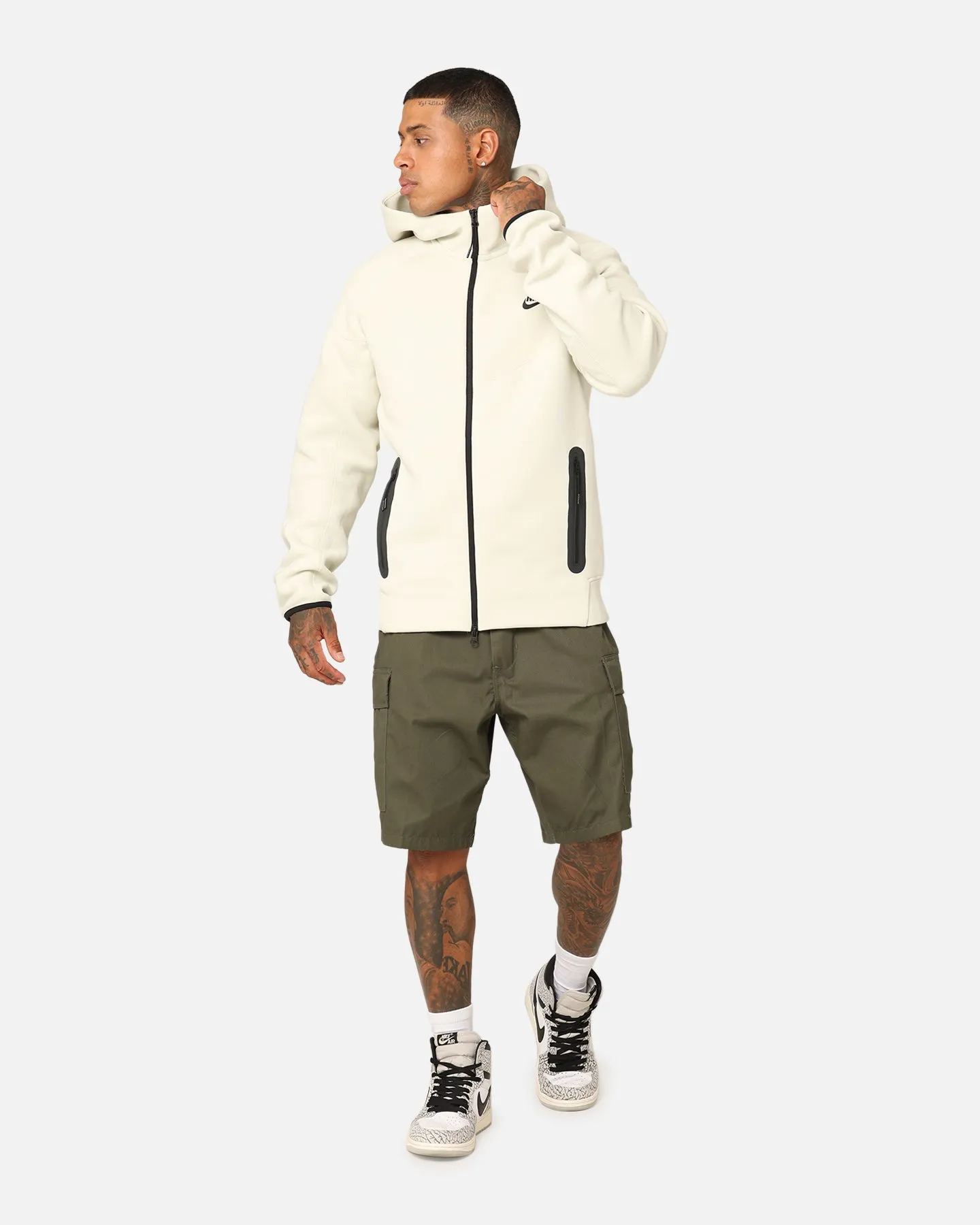 Nike Sportswear Tech Fleece Windrunner Jacket Sea Glass/Black library Quick Access Pockets