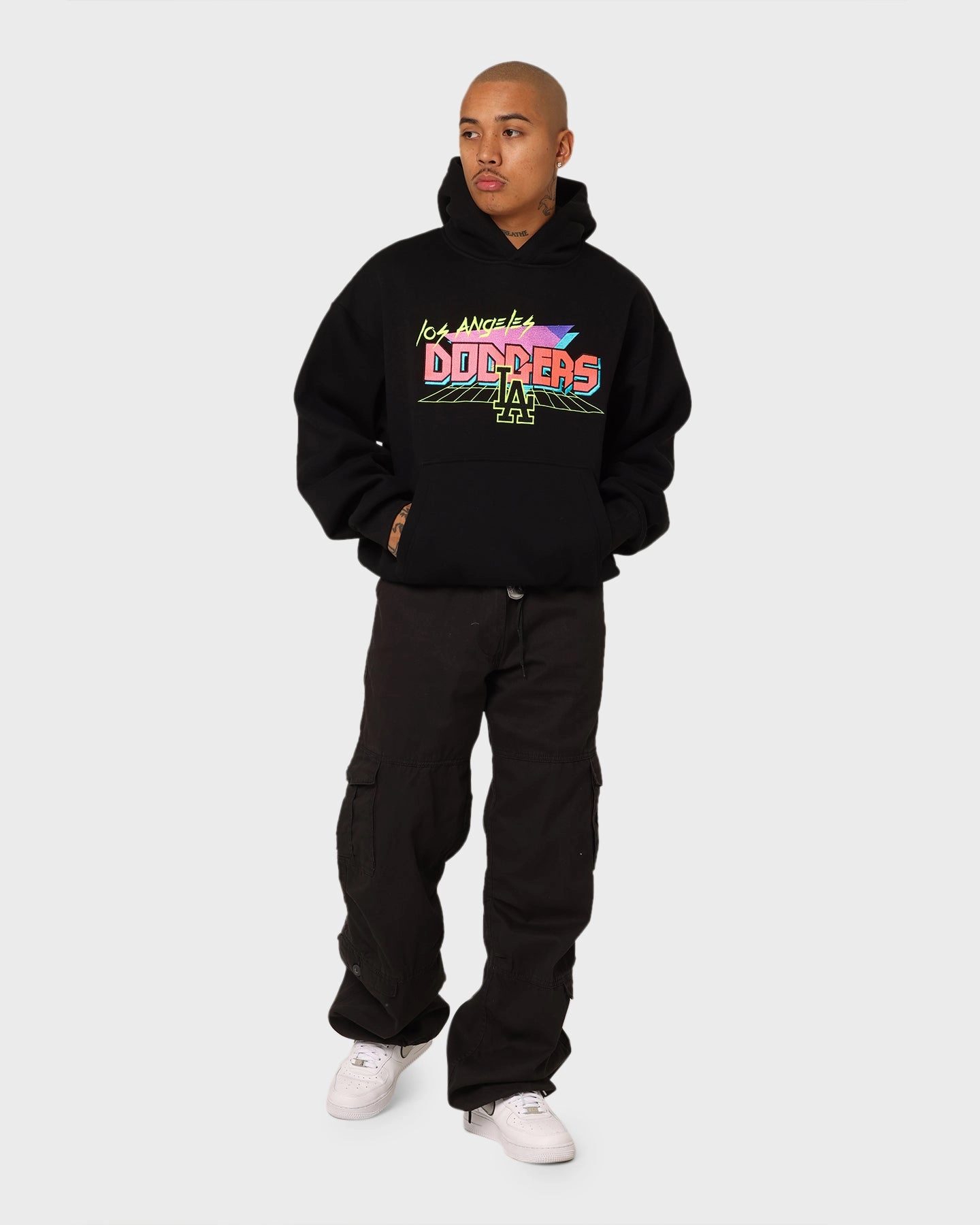 Tear Resistant Panels Water-Resistant Layer New Era Los Angeles Dodgers Retro Arcade Hoodie Black