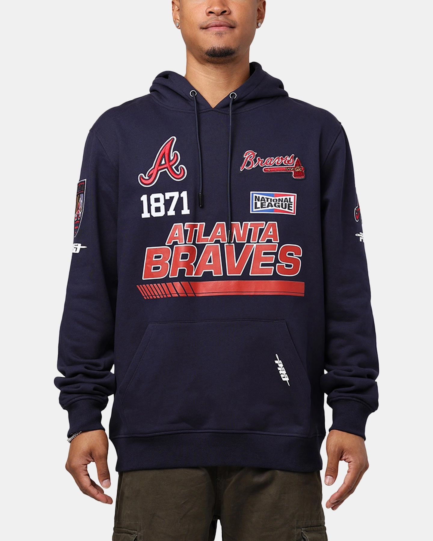 Pro Standard Atlanta Braves Fast Lane Hoodie Midnight Navy Contacts suitable for work commutes