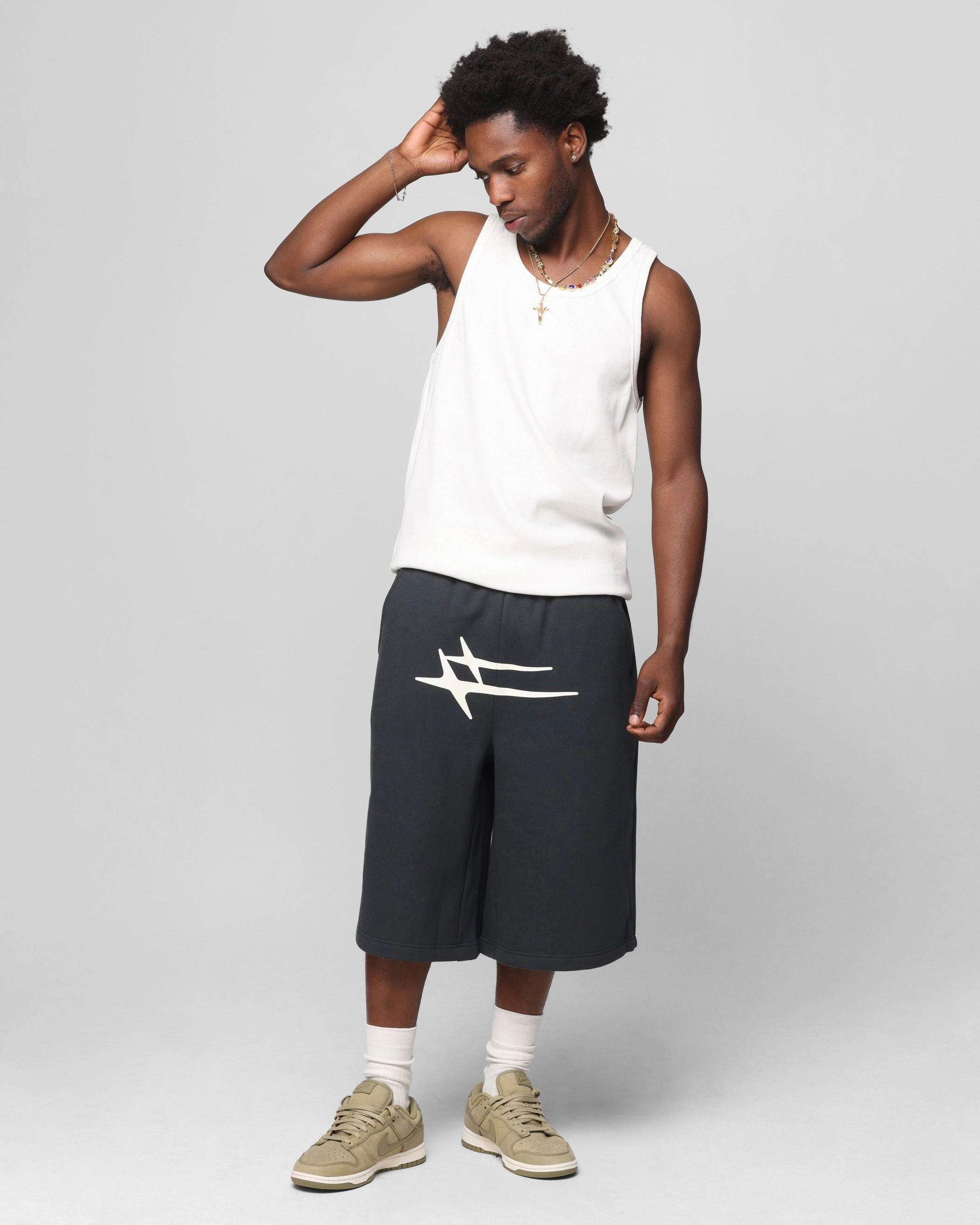 Workout-ready Non Irritating Tags Loiter Hybrid Premium Shorts Charcoal