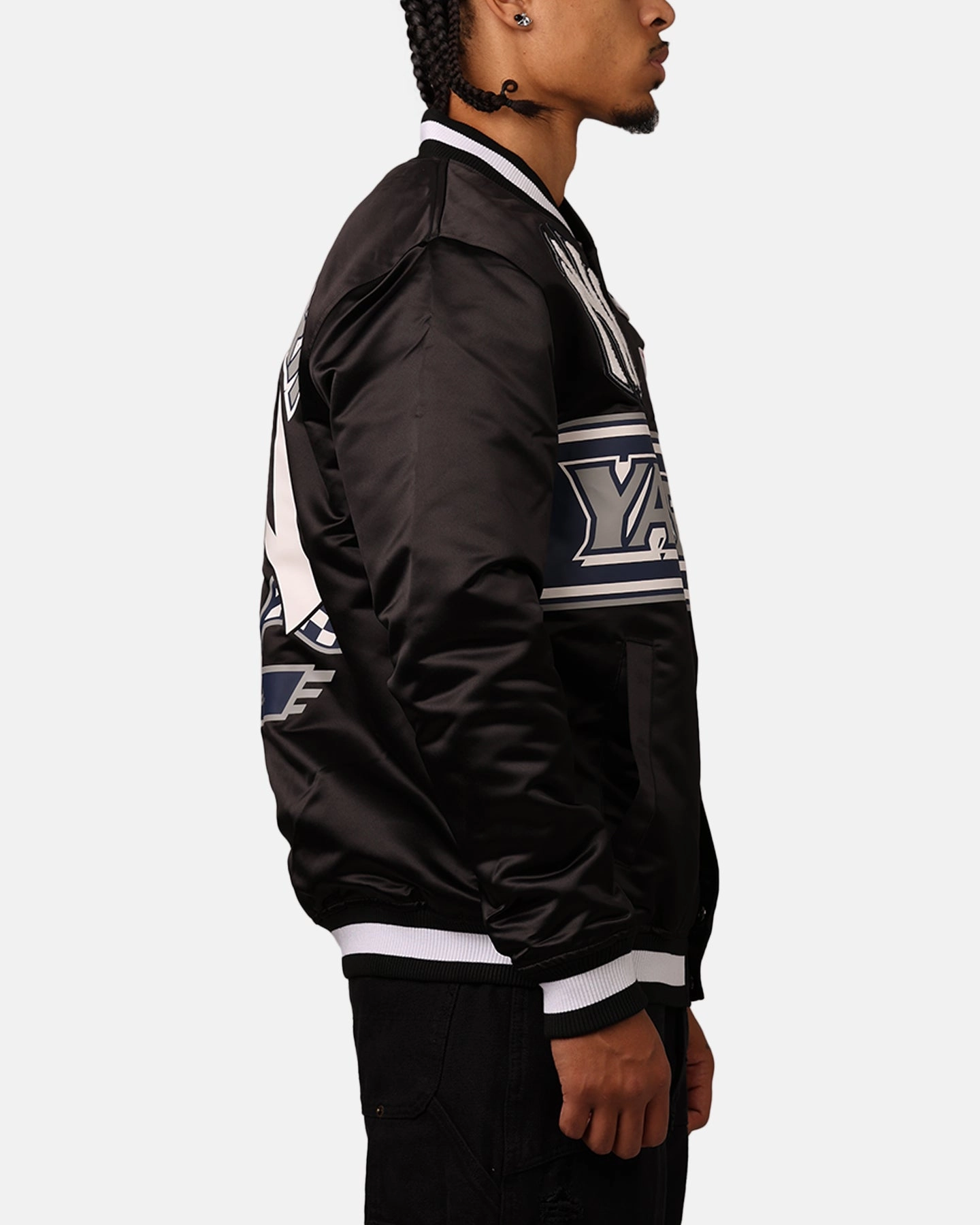 Unveil New Era New York Yankees 2024 Rally Drive Jacket Black/White
