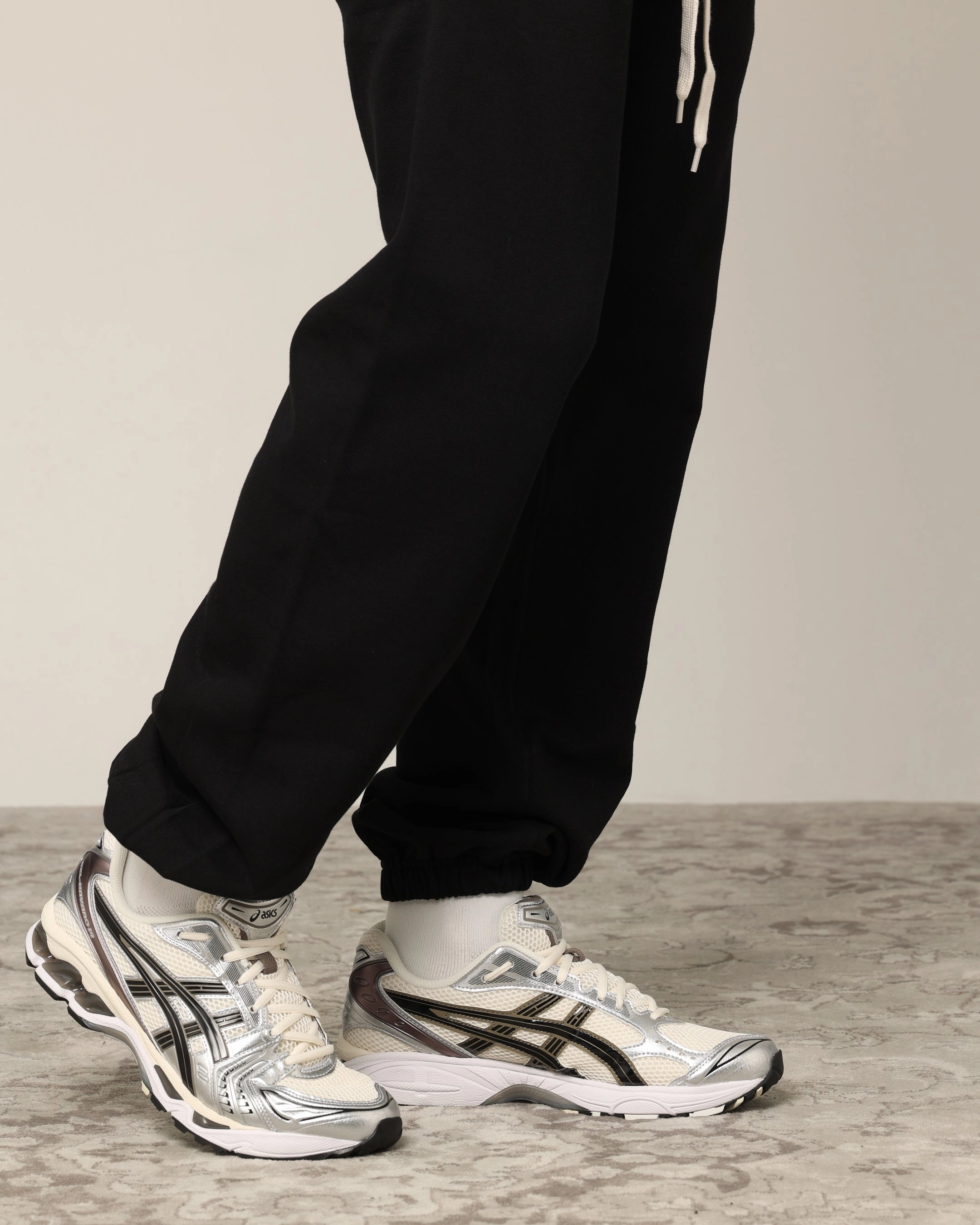 WindResistantMaterial Carr?? Blanc Sweatpants Black