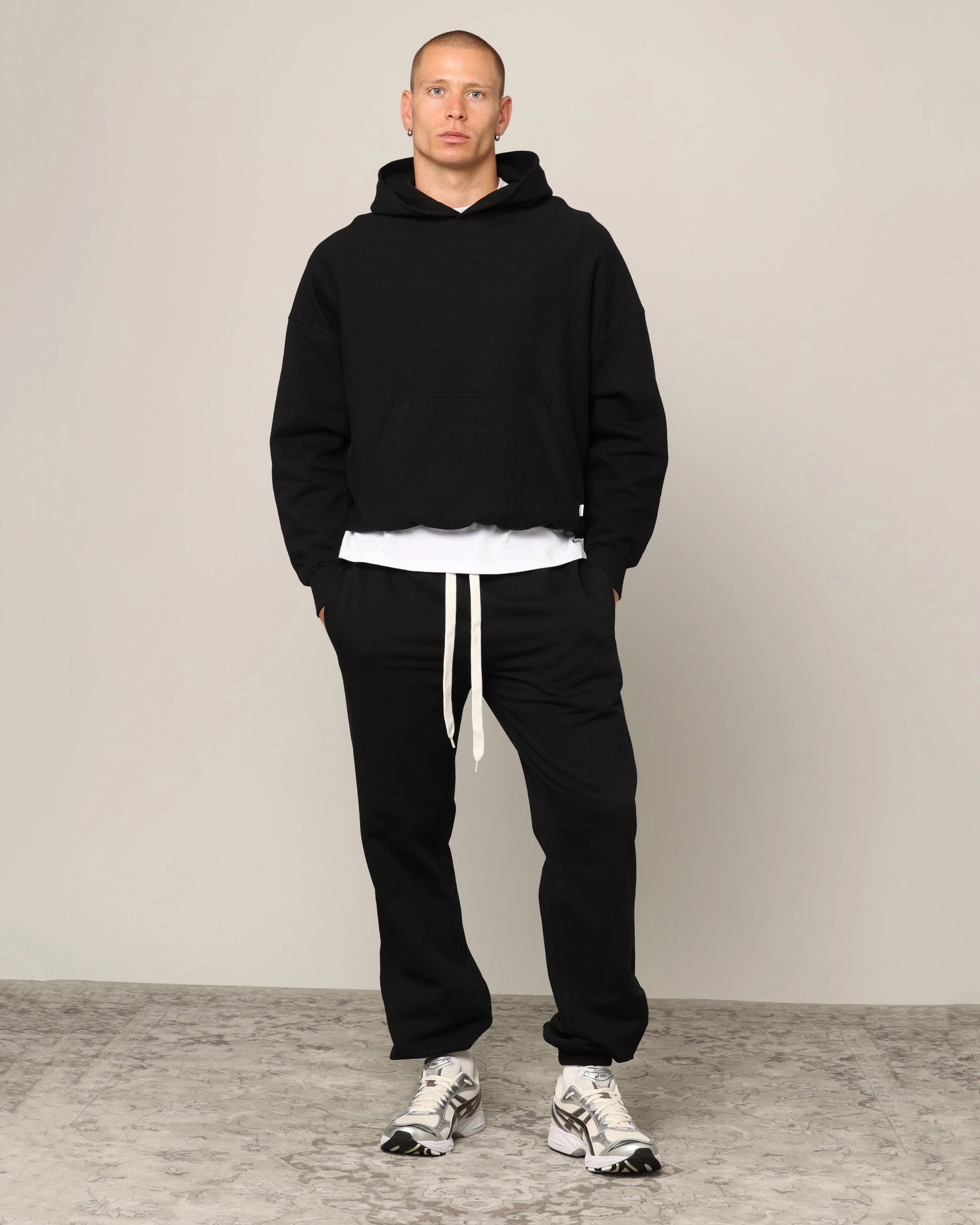 wrinkle free Carr?? Blanc Sweatpants Black
