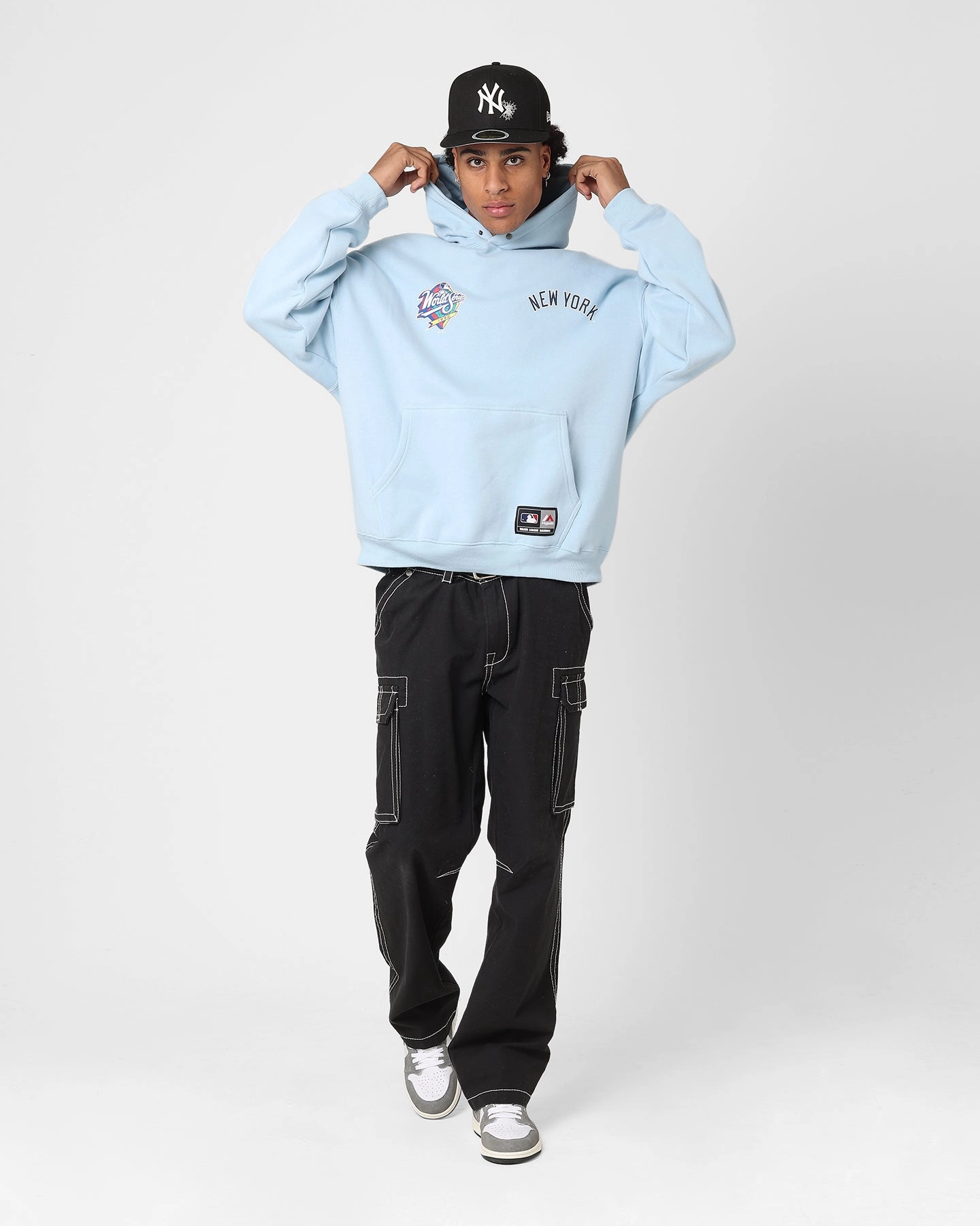 Windbreaker Tech Majestic Athletic New York Yankees Vintage Athletic Pop Neck Hoodie Glacial Blue