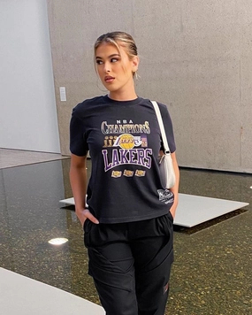 Mitchell & Ness Lakers Vintage Champs Short-Sleeve T-Shirt Black Scoop neck Long Lasting Color