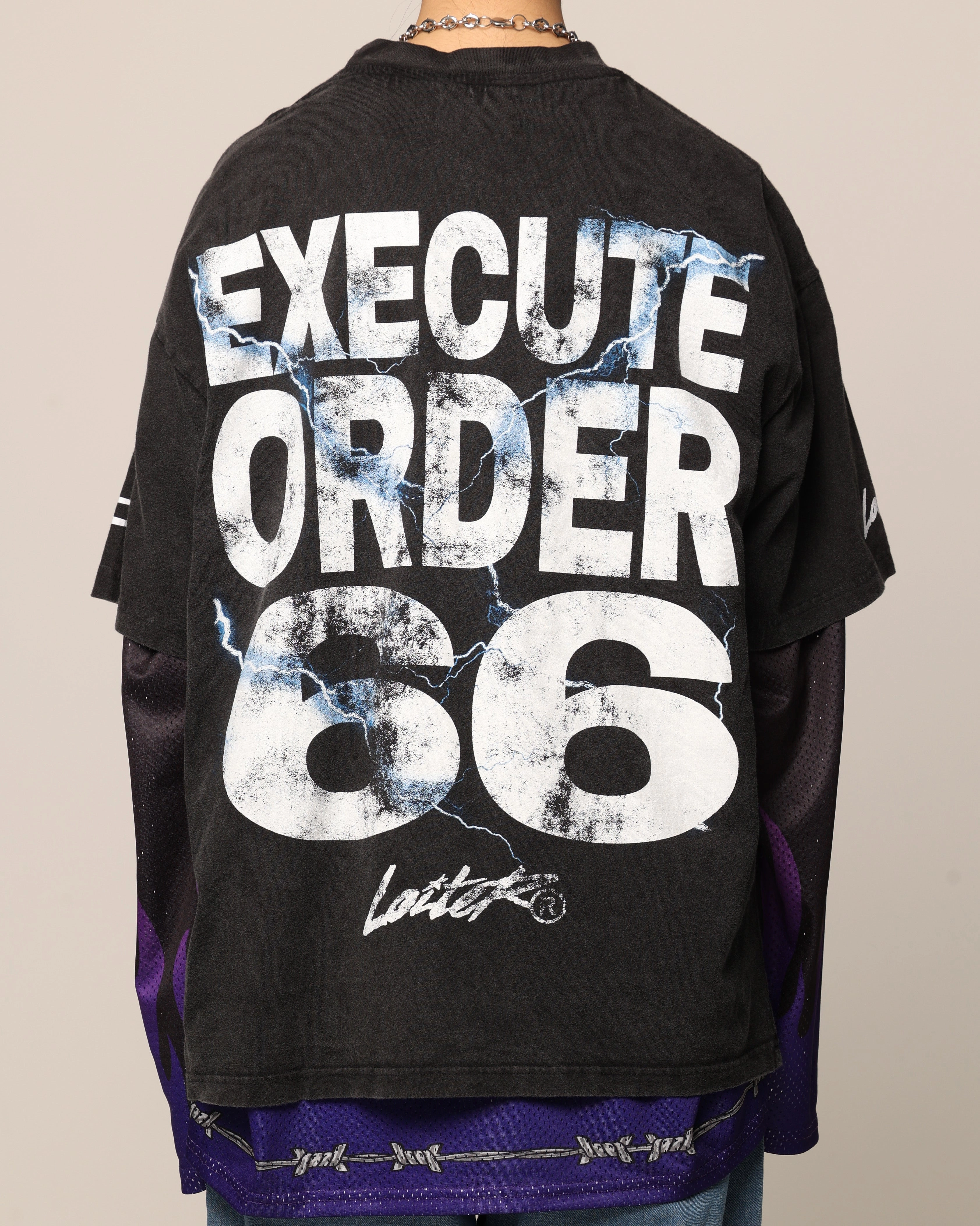 City Smart Trendy Vibes Star Wars Darth Sidious T-Shirt Vintage Black