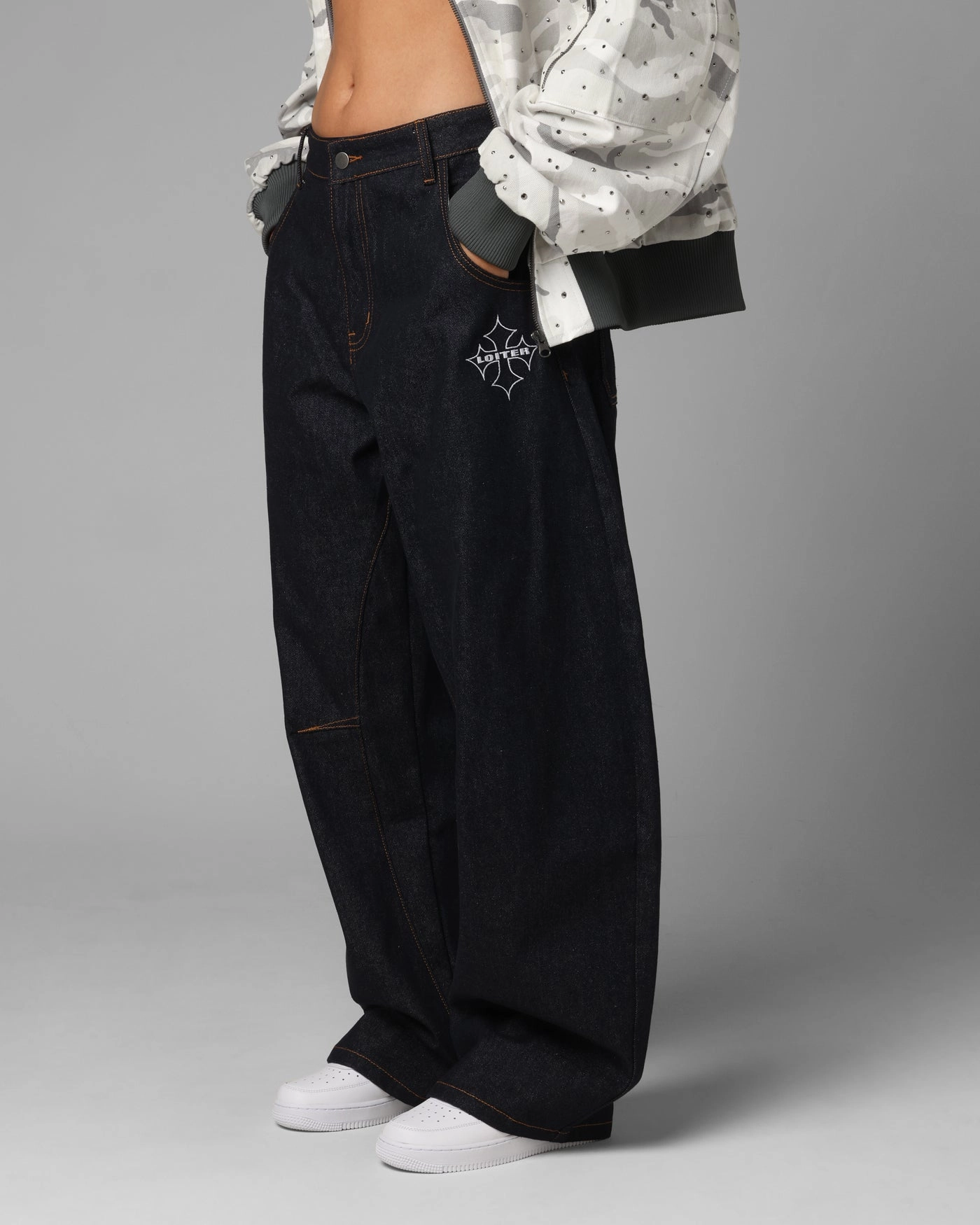 Sanded Seam Comfort Party Look Modern Minimalist Loiter F-16 Balloon Jeans Indigo