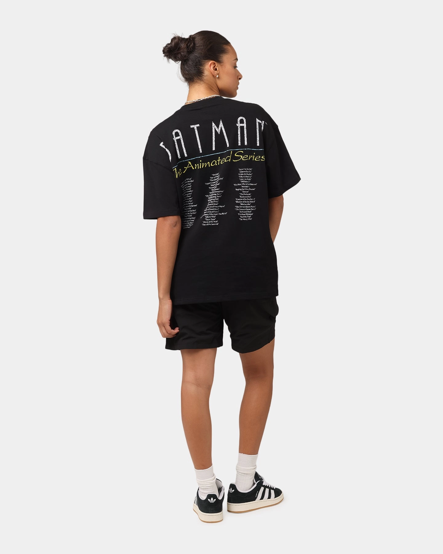 Oversized Silhouette Cool and Chic American Thrift X DC 1993 Batman Vintage T-Shirt Black