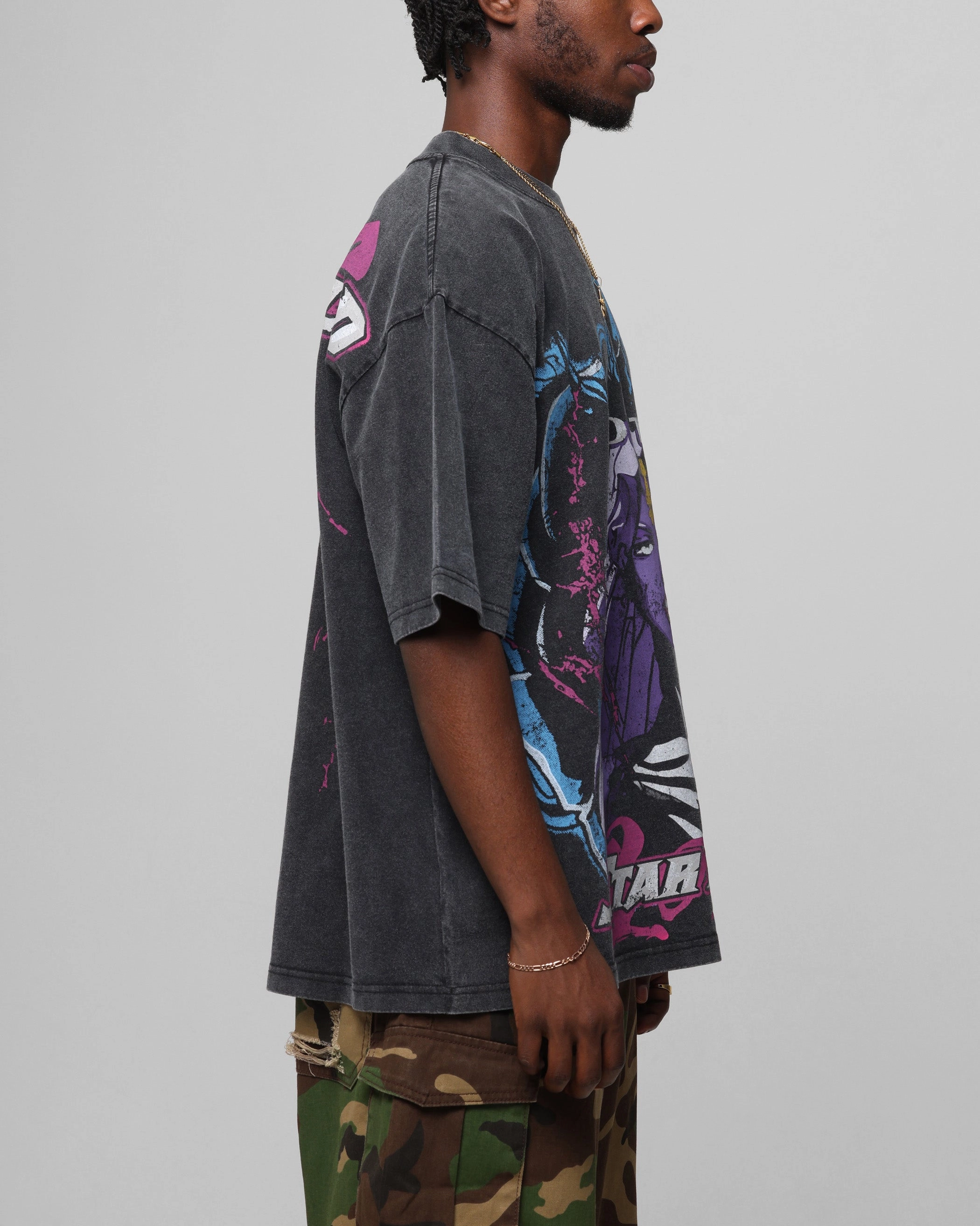 Loiter Midnight Widow Vintage T-Shirt Washed Black Casual and Soft Durable Ribbed Hem