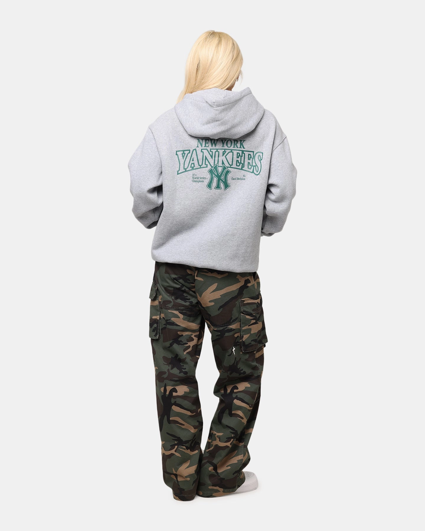 Majestic Athletic New York Yankees Murcer Arch Hoodie Grey Marle Travel Ready Punk style