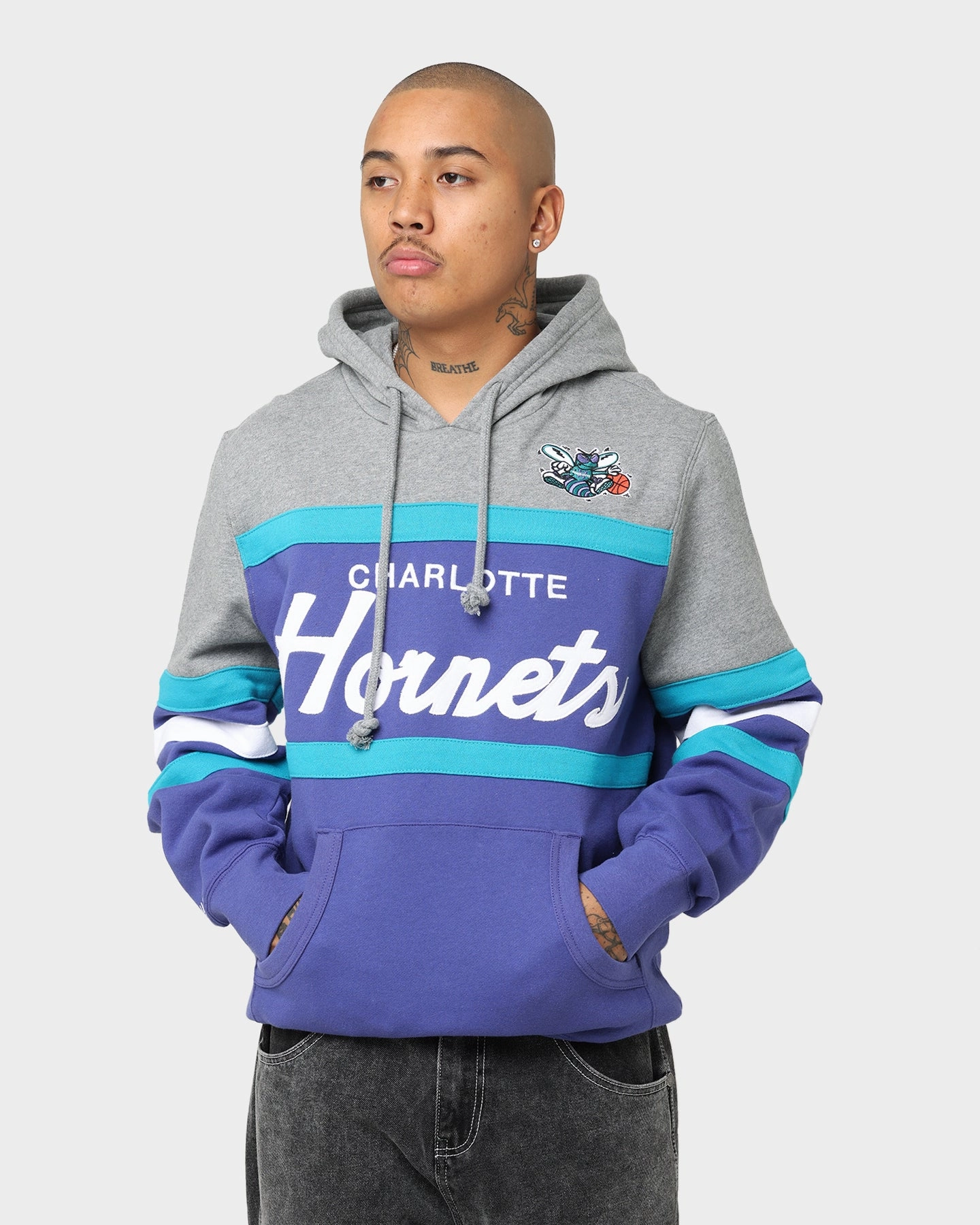 Mitchell & Ness Charlotte Hornets Head Coach Hoodie Royal Black