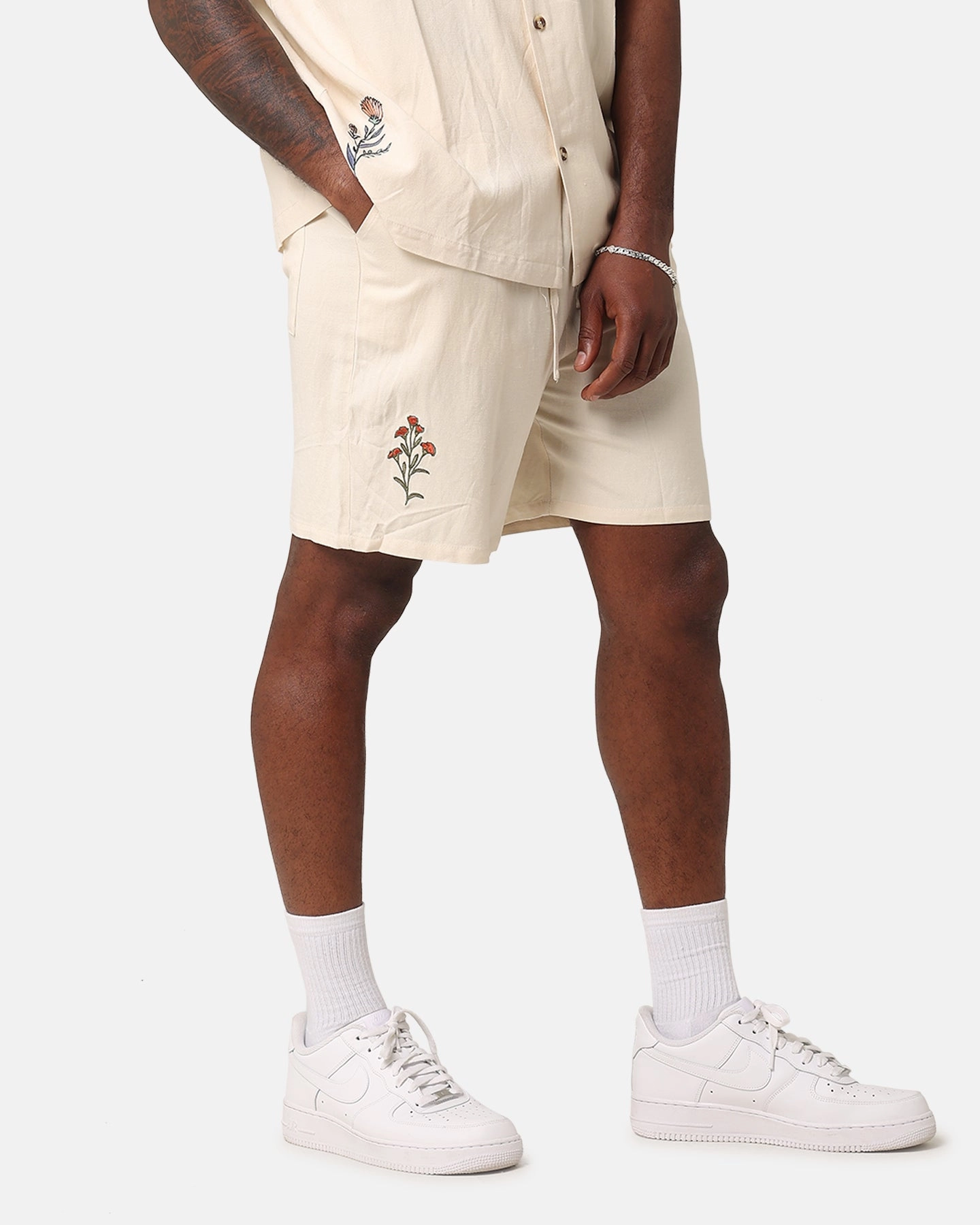Stretchy Waist XXIII Serene Linen Shorts Off White