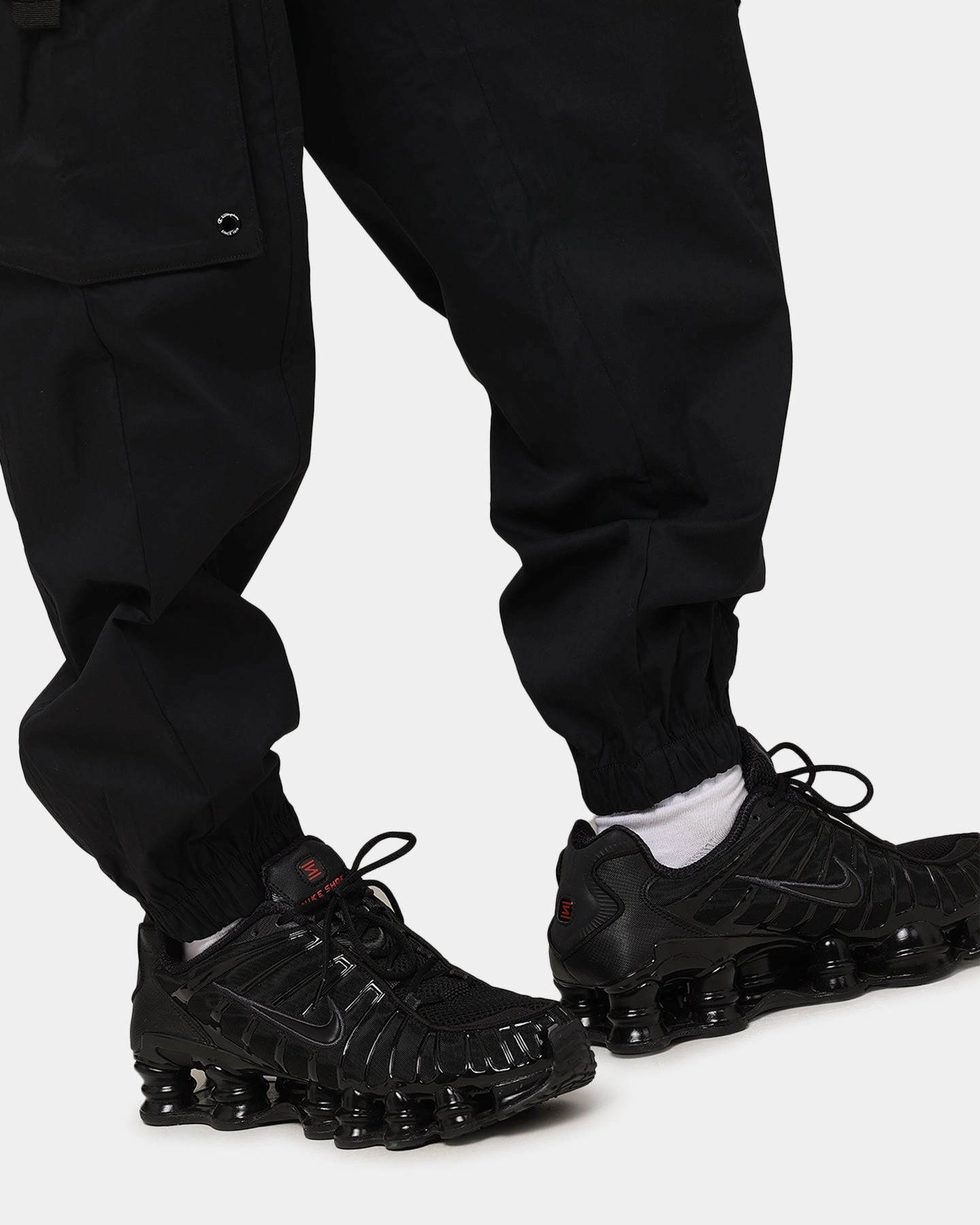 Champion Women's Rochester Cargo Pant Black Chilly Day Ready