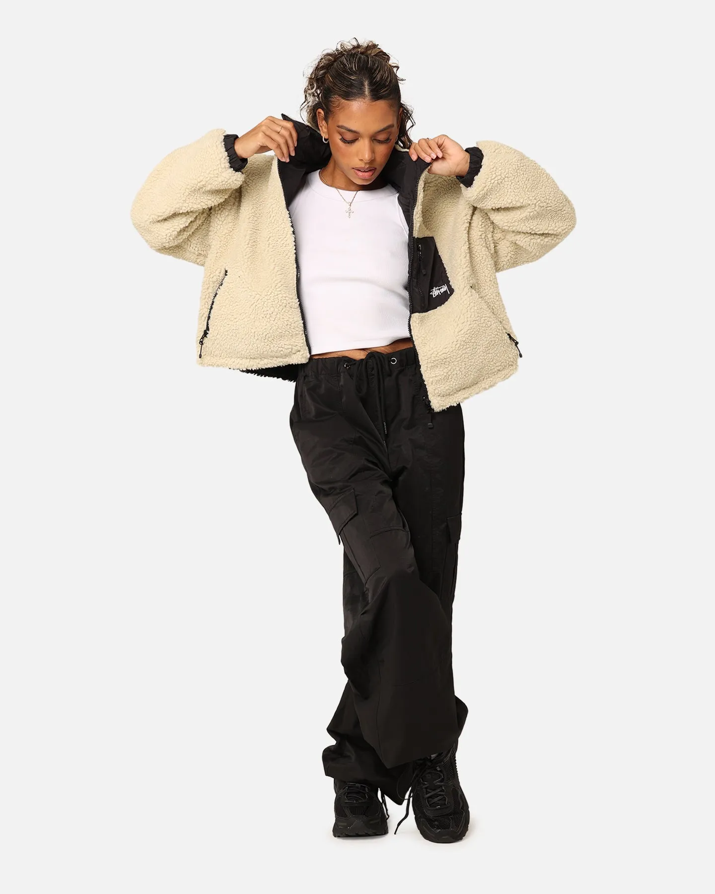 Stussy Women's 8 Ball Reversible Cropped Work Jacket Black Souvenir Ergonomic Shoulder Design