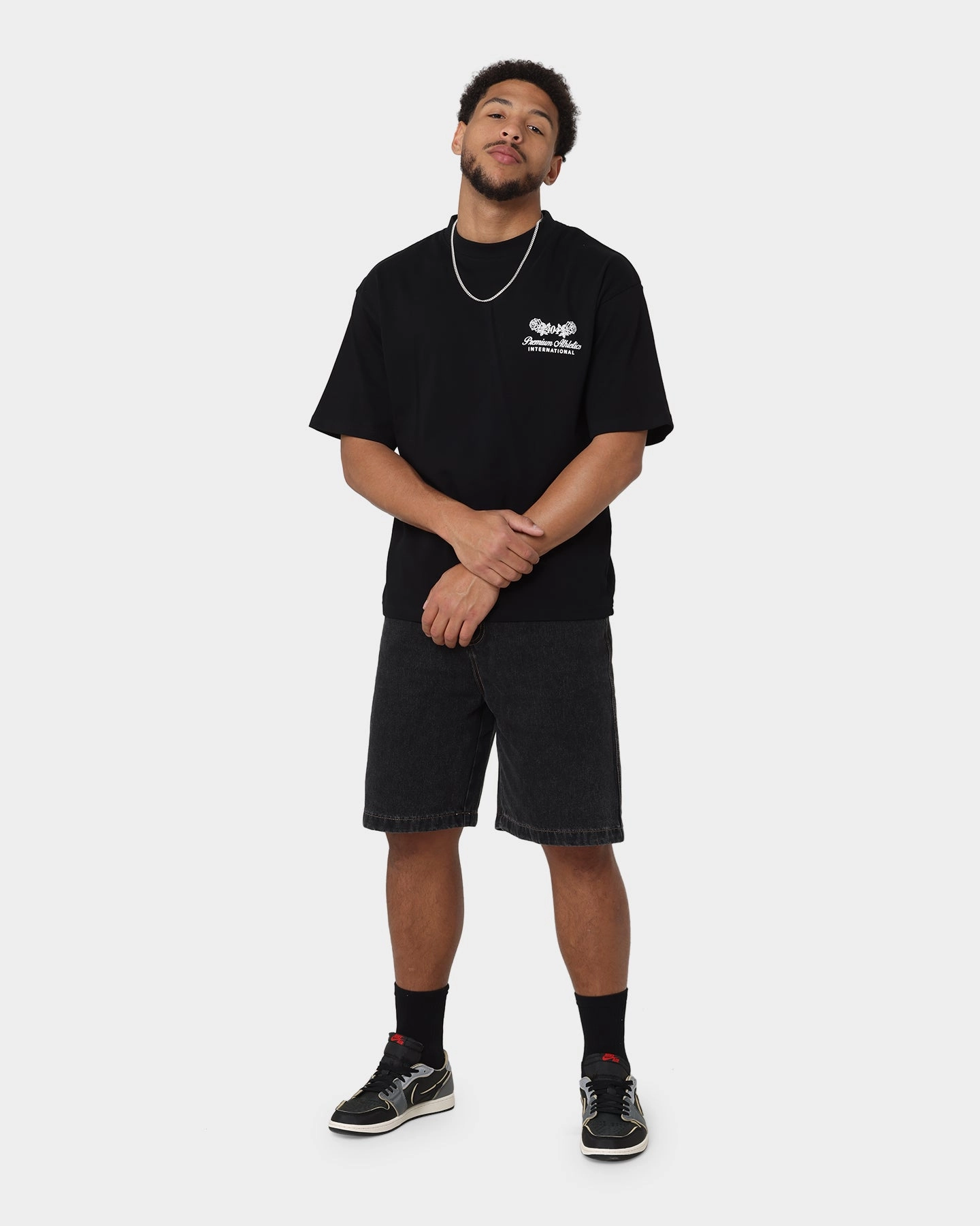 X-Large Bull Denim 91 Shorts Washed Black rooftop party look Free Size Adjuster