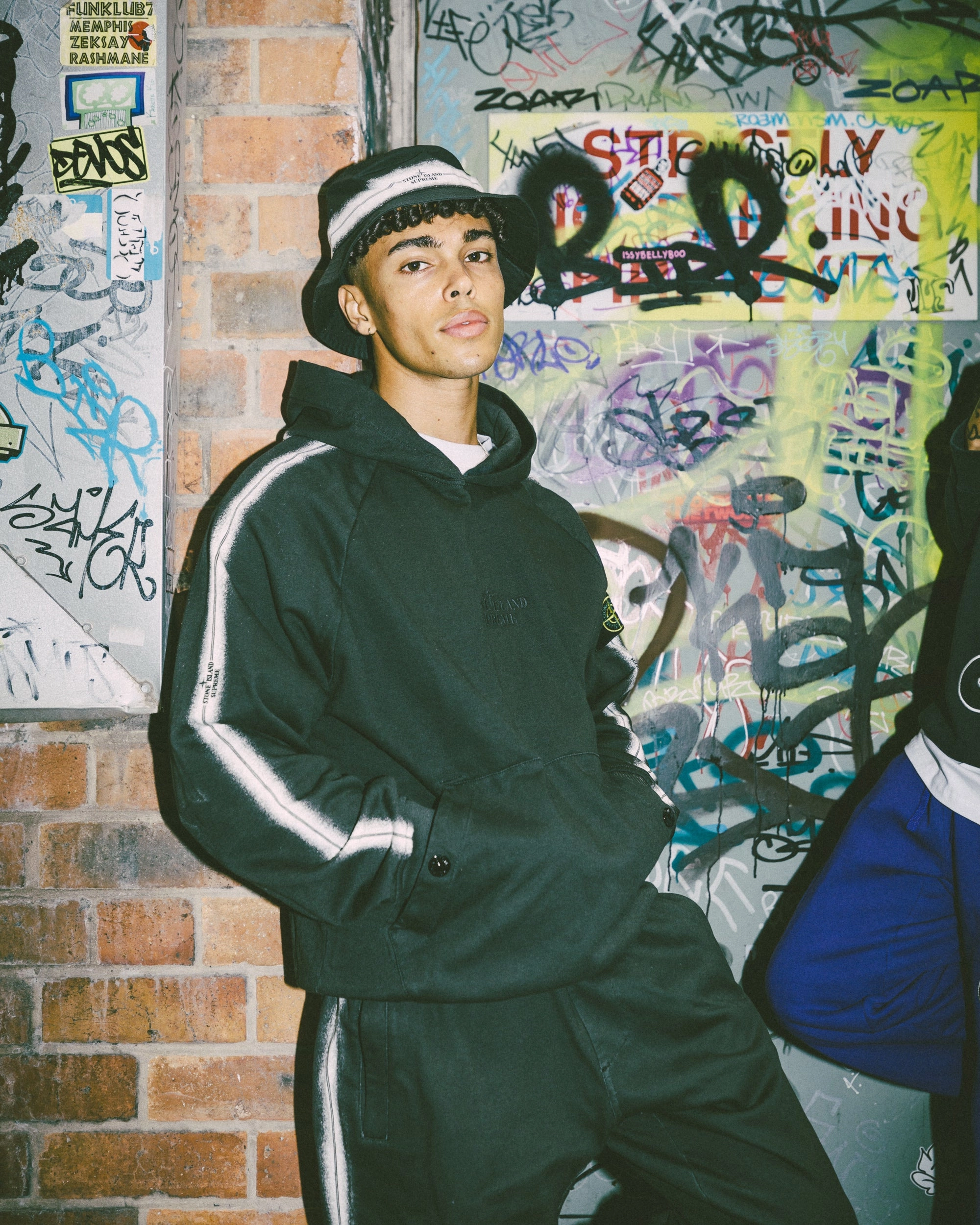 snowy Benefit Supreme X Stone Island Stripe Hoodie Black