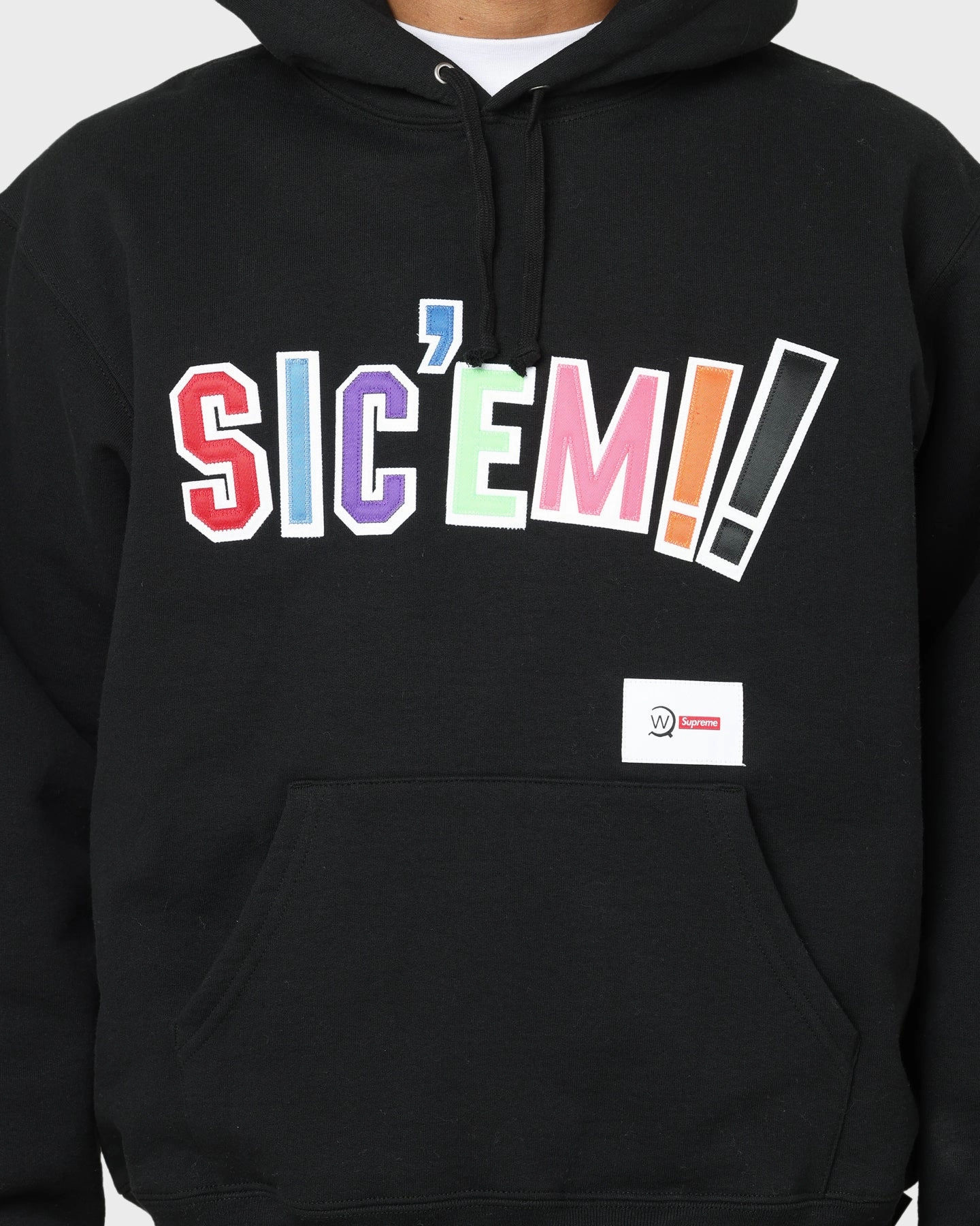 Supreme X WTAPS Sic Em Hoodie Black Urban Wear